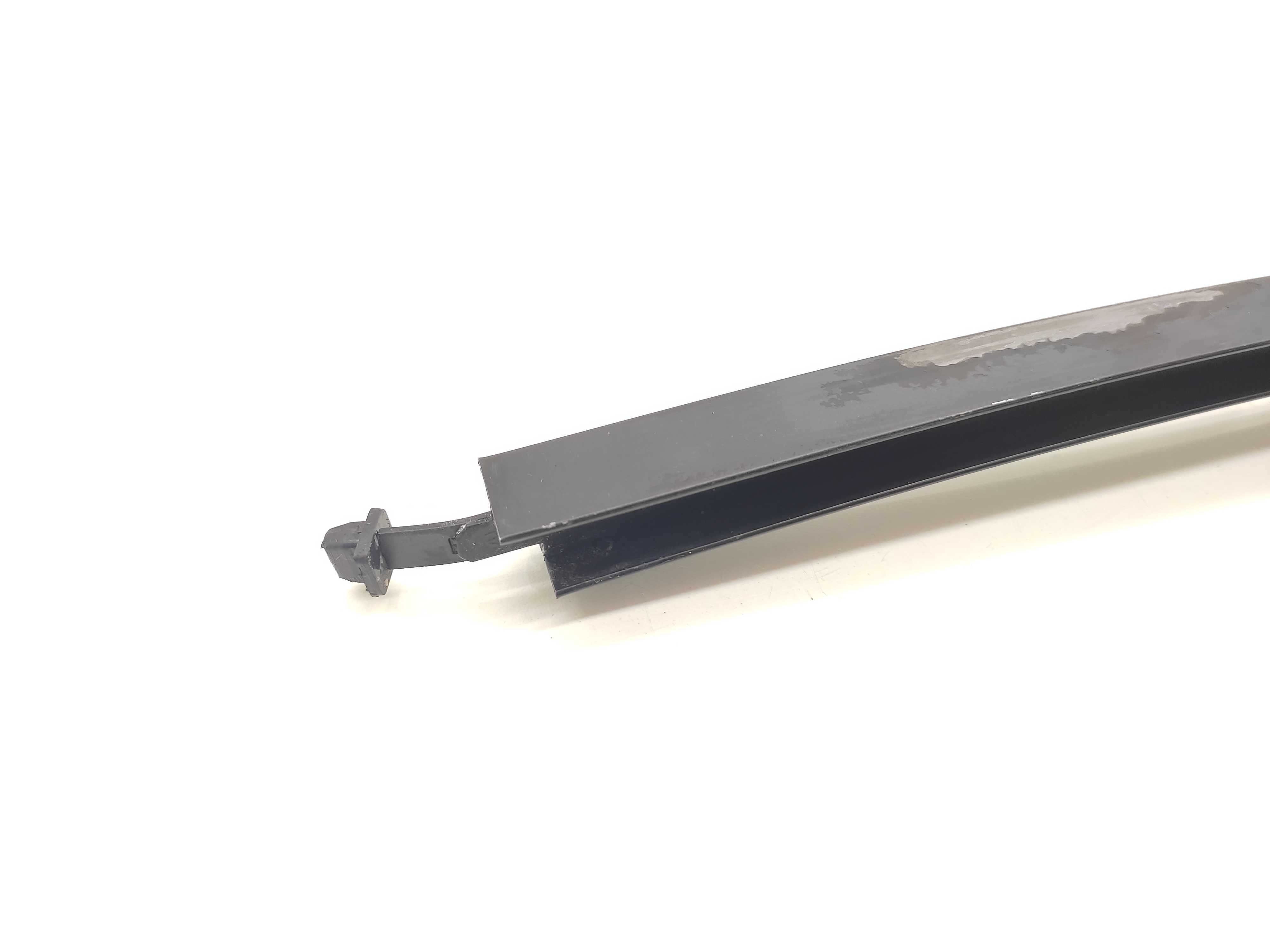 Guia Vidro Fixo Traseiro Esquerdo Fiat Palio 2013 2014 2