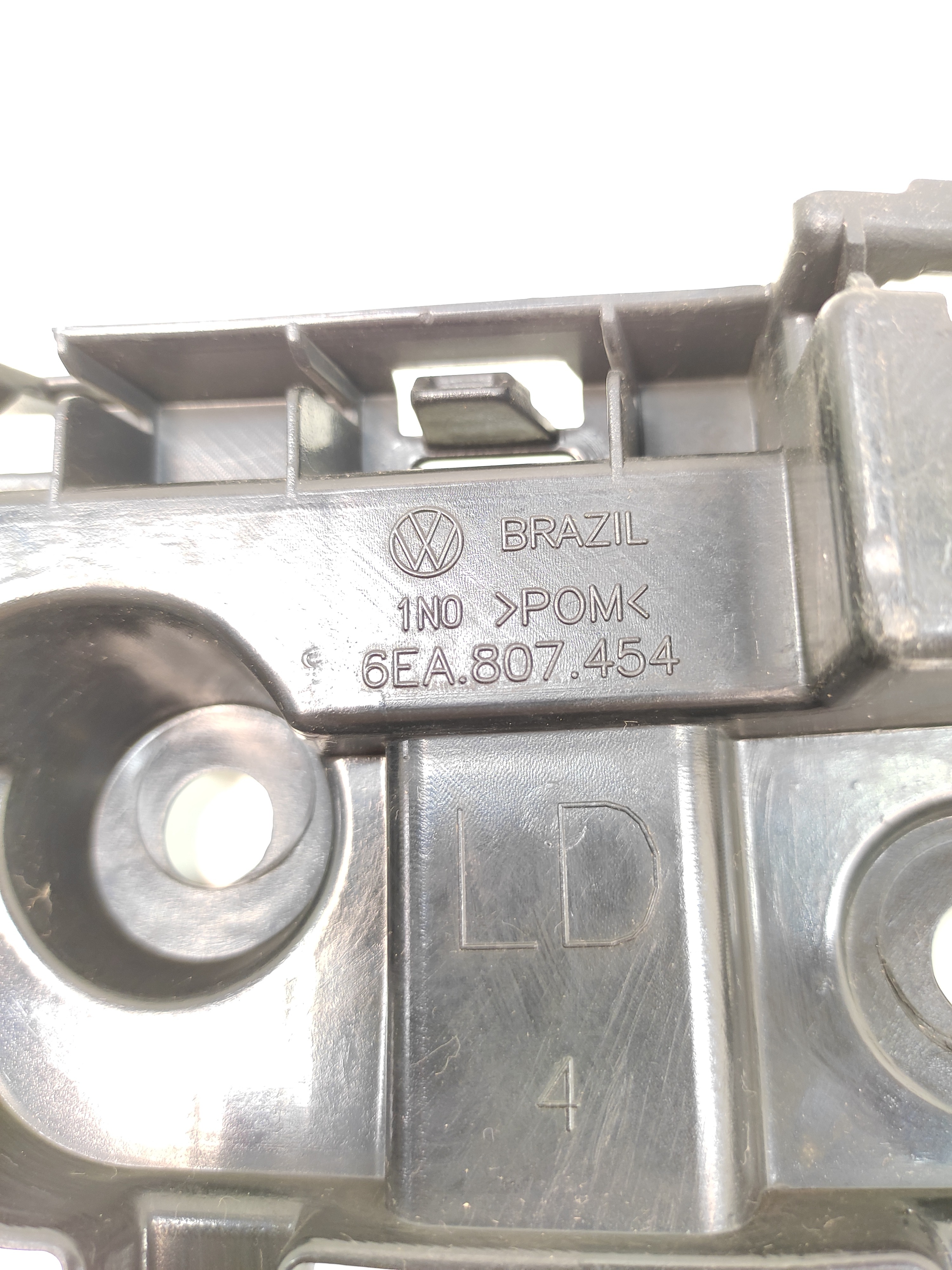 Par Guia Parachoque Traseiro Direito Vw Polo 2019 2020 4