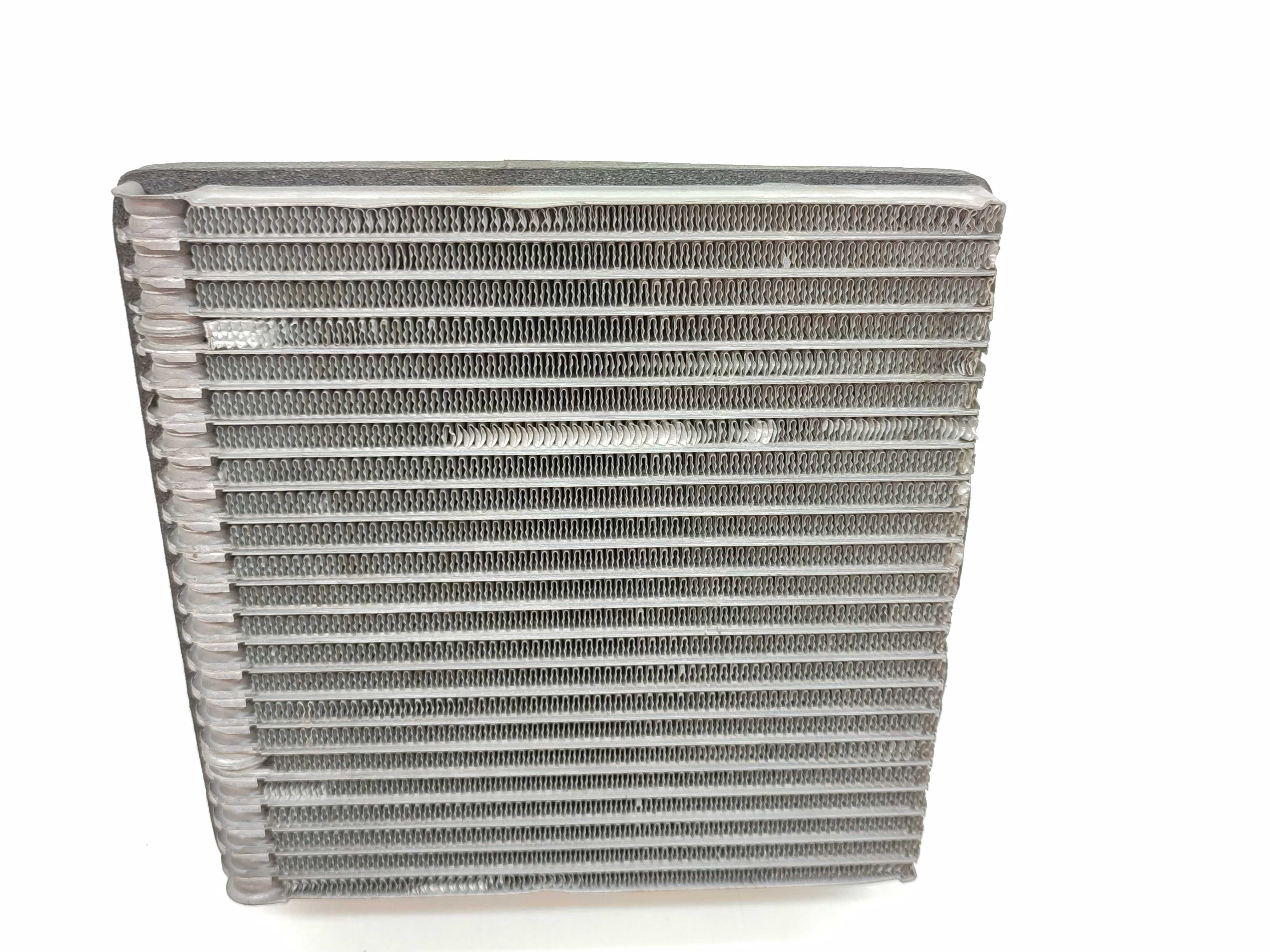 Condensador Caixa Ar Forçado Vw Jetta Variant 2.5 2011 2012 3