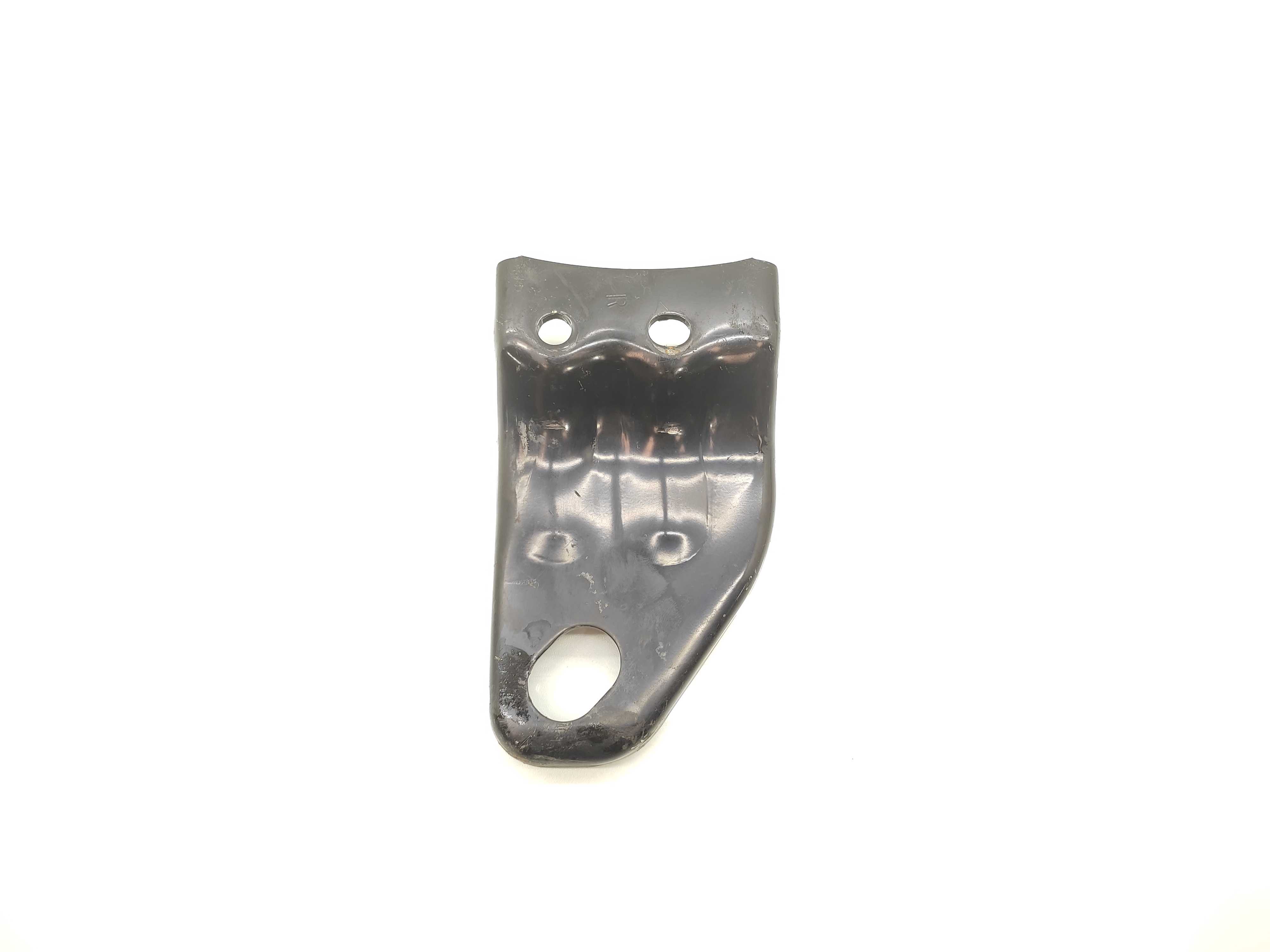 Suporte Reboque Direito Quadro Agregado Hyundai I30 2011 2