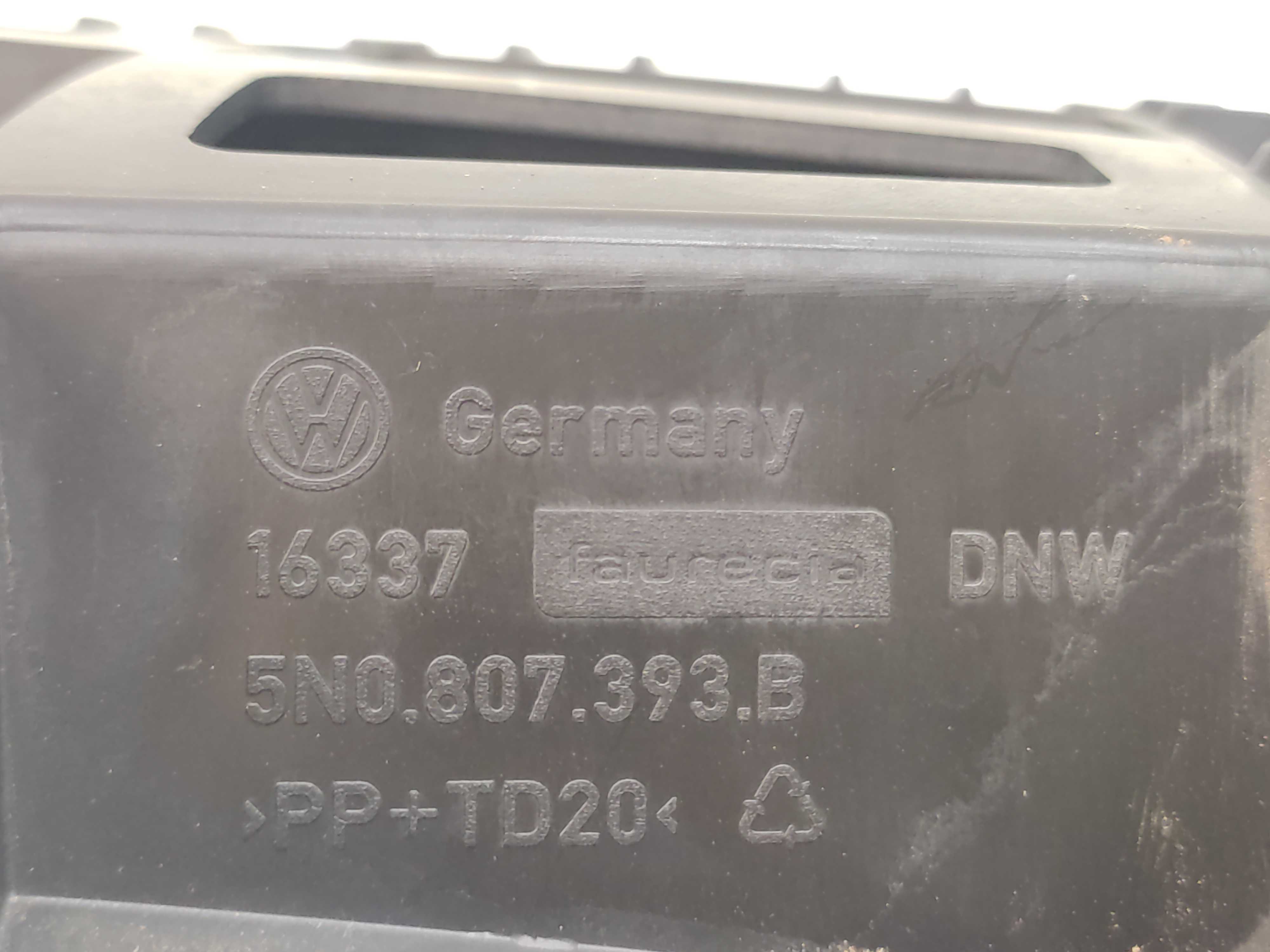 Guia Parachoque Traseiro Esquerdo Vw Tiguan 2011 2012 2013 5