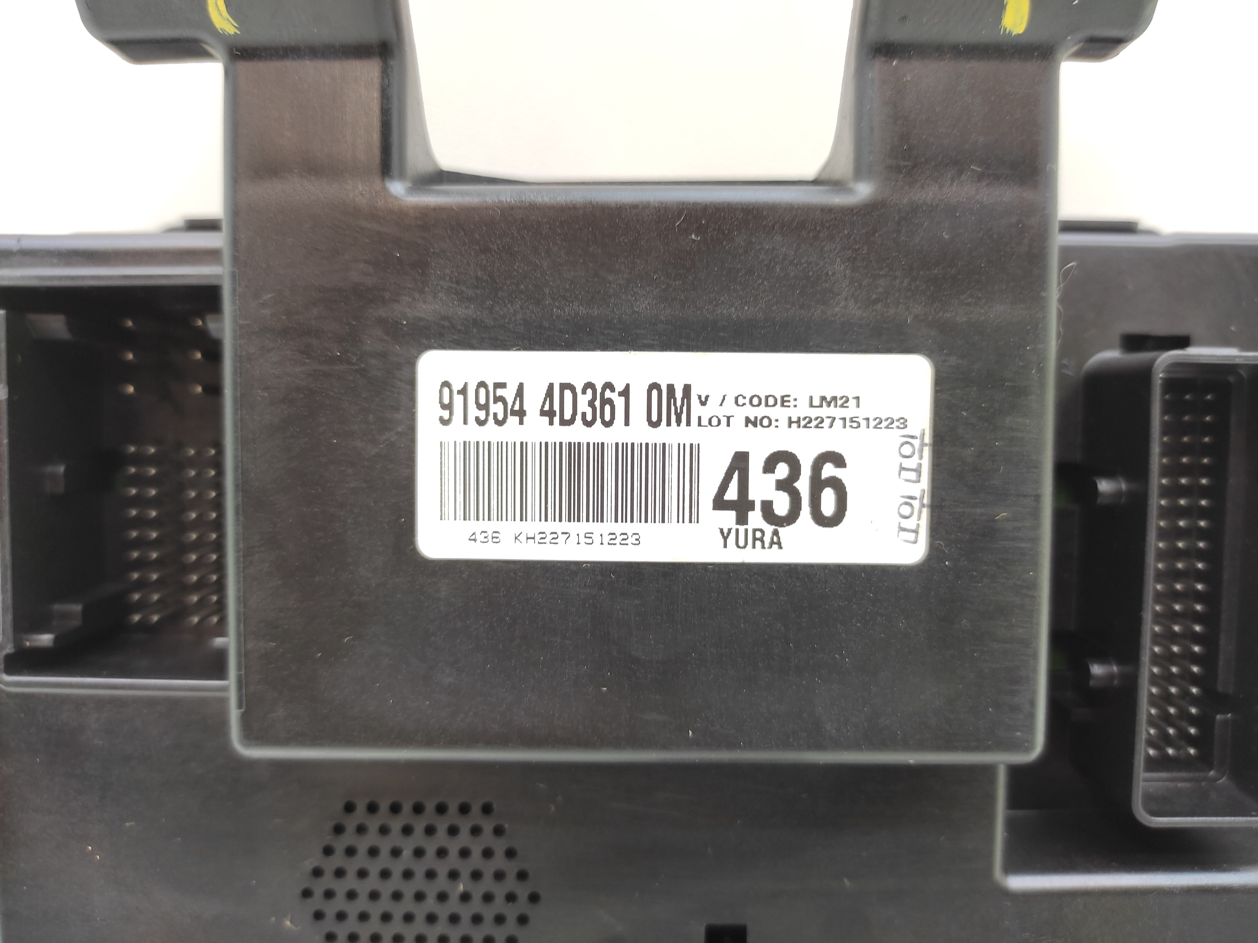 Caixa Fusível Interna Kia Carnival 3.8 V6 2008 919544d061 3