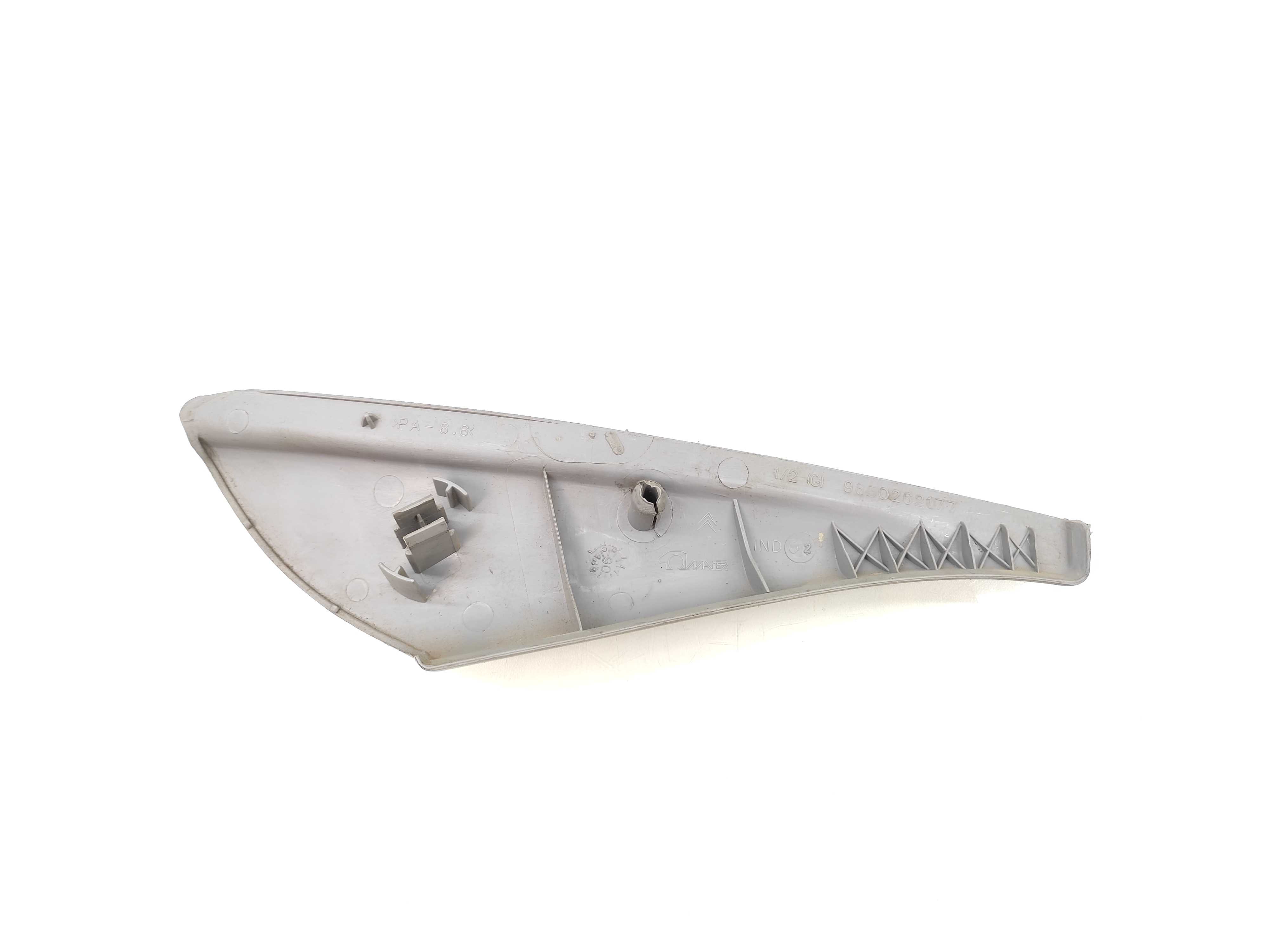 Acabamento Interno Retrovisor Esquerdo Citroen Xsara Picasso 2