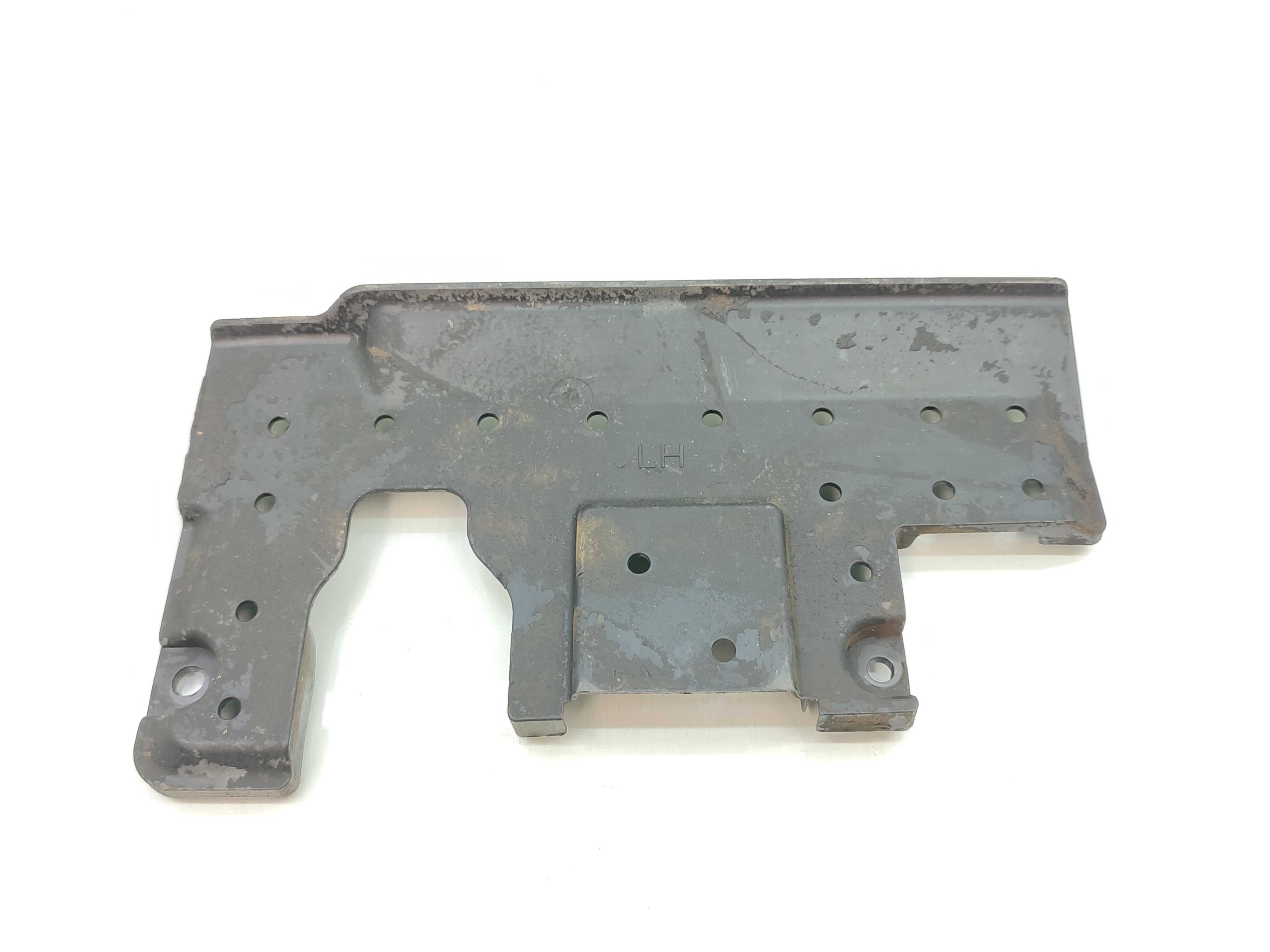 Defletor Esquerdo Tanque Hyundai Veloster 2011 8841783×000 1
