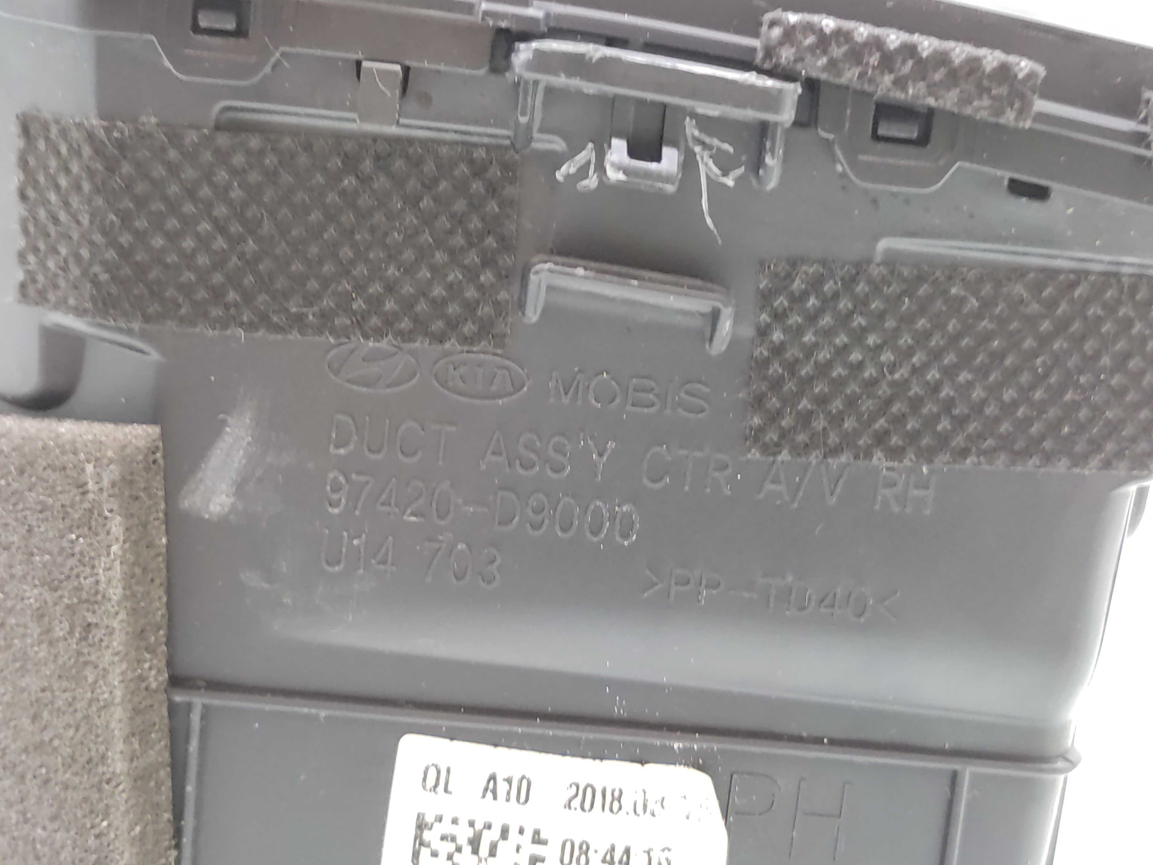 Difusor Ar Central Direito Painel Kia Sportage 2018 2019 4