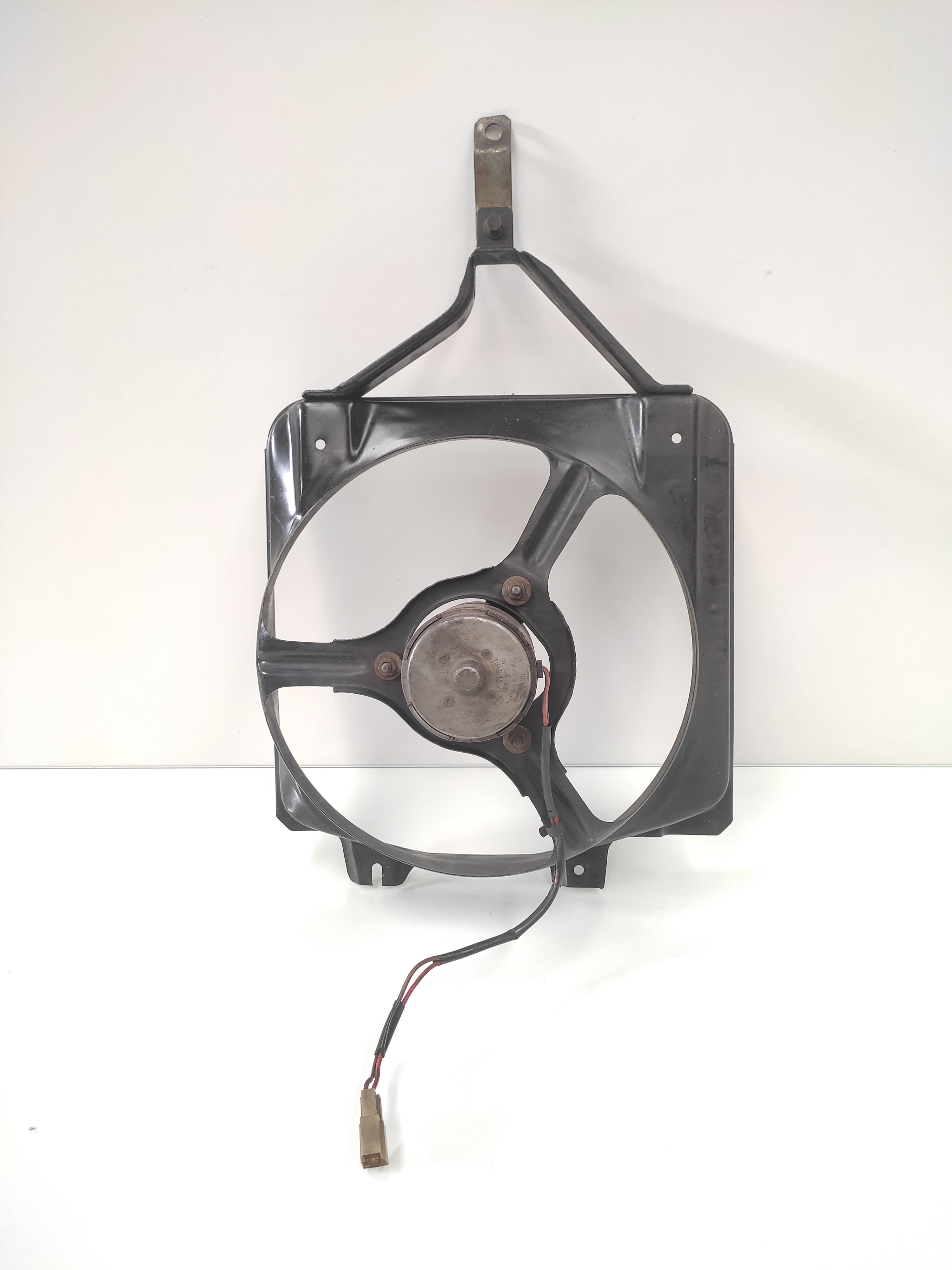 Defletor Da Ventoinha Radiador Fiat Uno Premio Elba S/ Ar