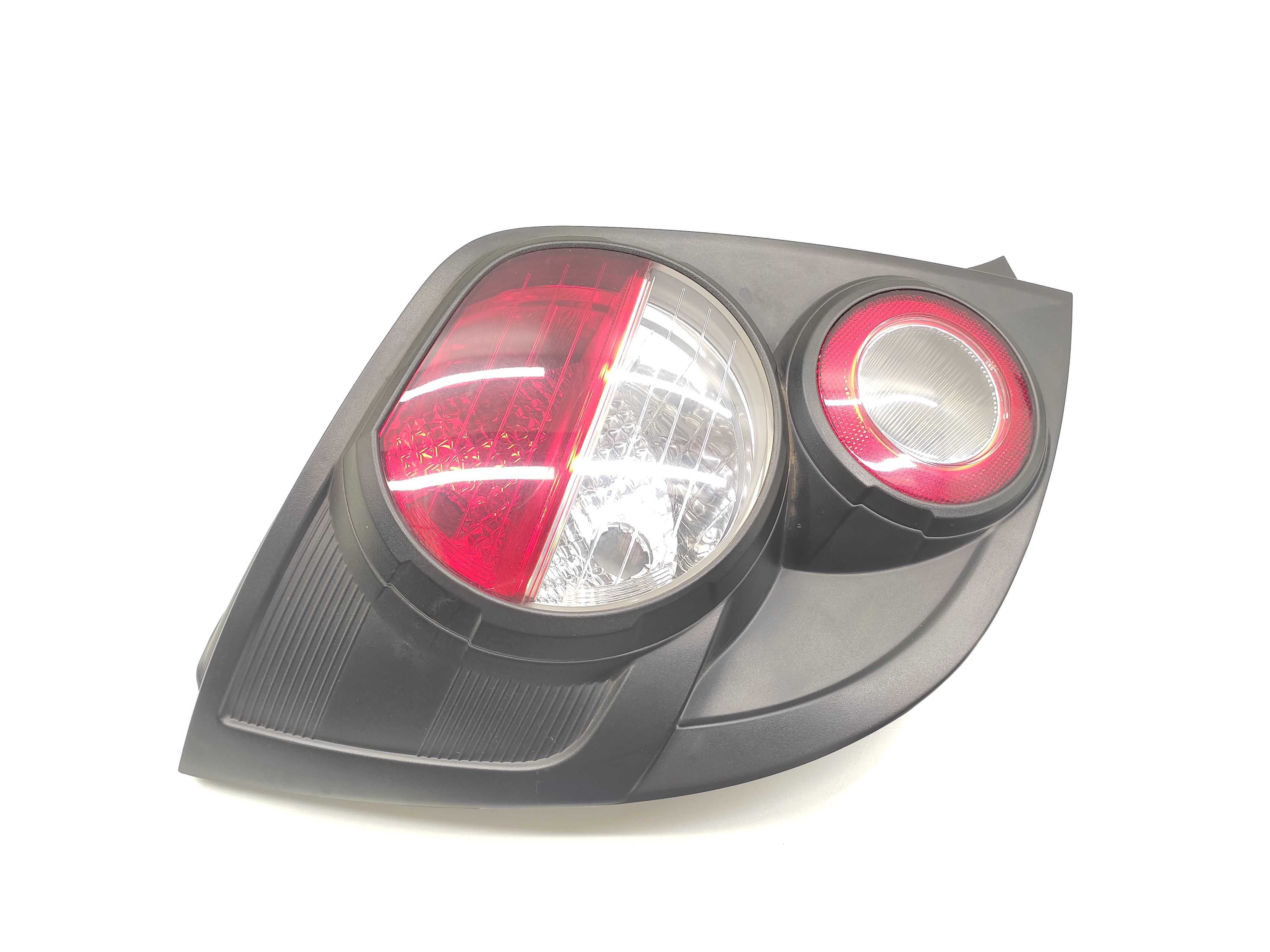 Lanterna Traseira Esquerda Gm Sonic Hatch 2012 2013 2014 2