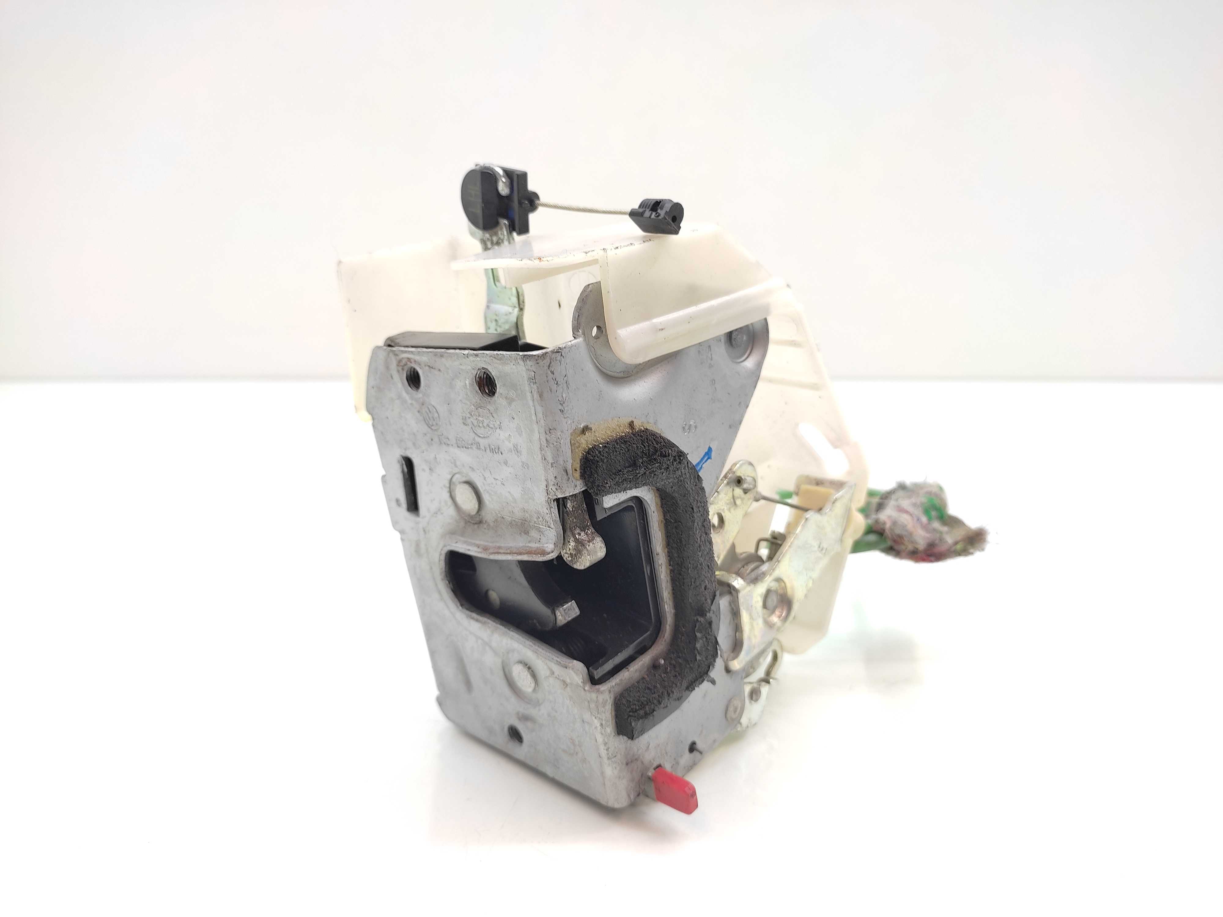 Fechadura Porta Traseira Esquerda Vw Fox 2009 08 07 06 05 2
