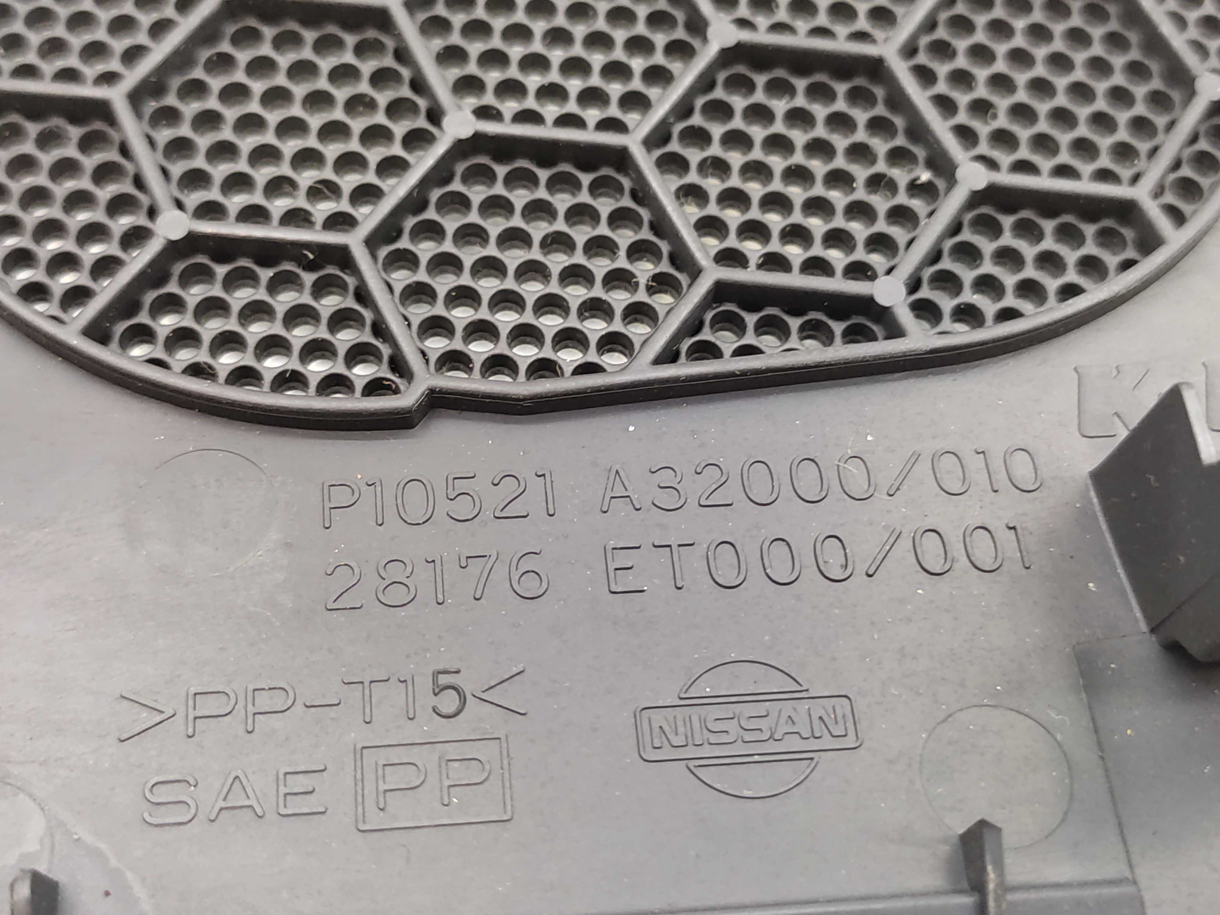 Tela Alto Falante Painel Direito Nissan Sentra 2007 Á 2012 Preto 3