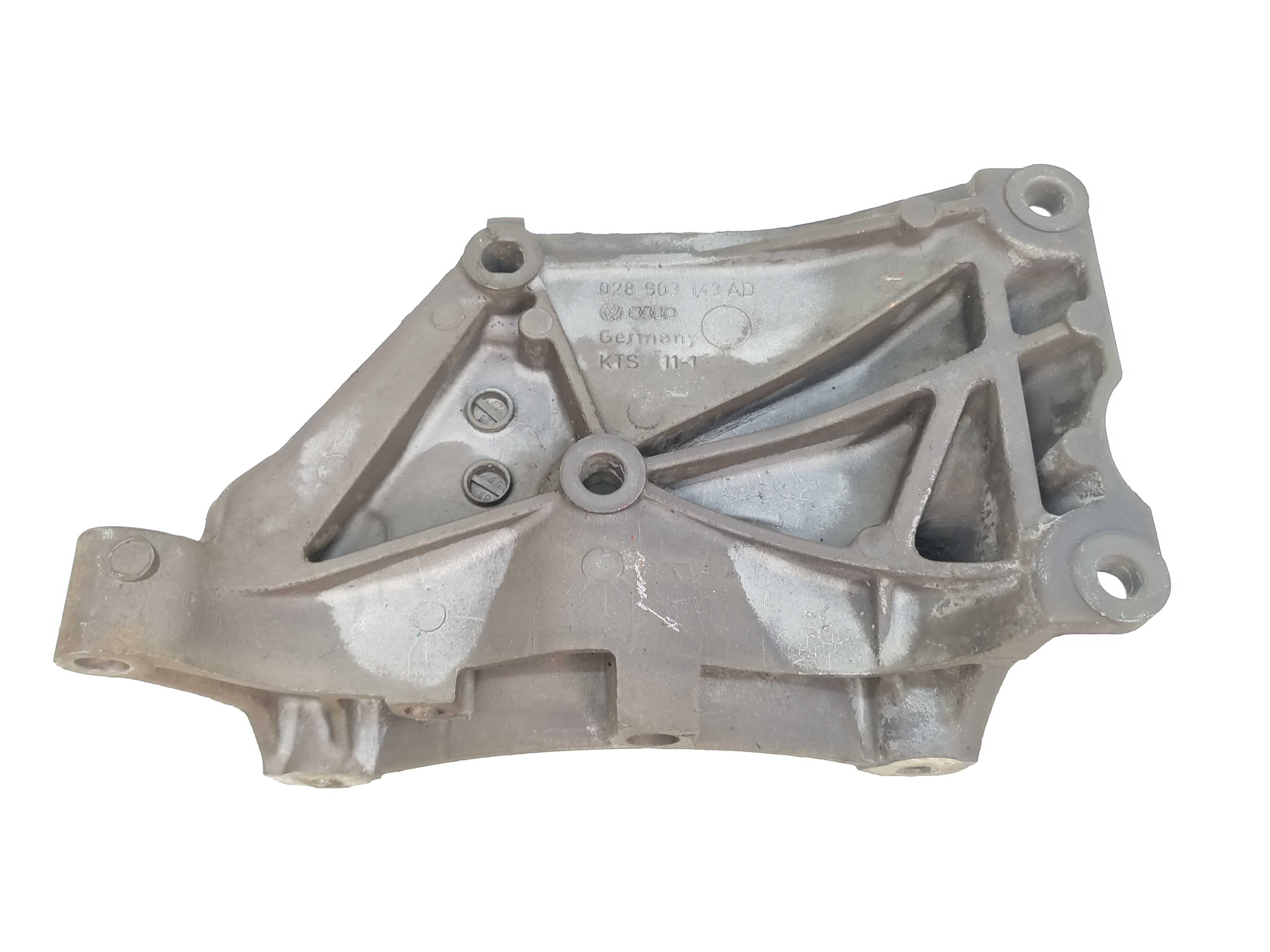 Suporte Alternador Vw Polo Classic 1.8 8v Ap 1997 1998 1999 2