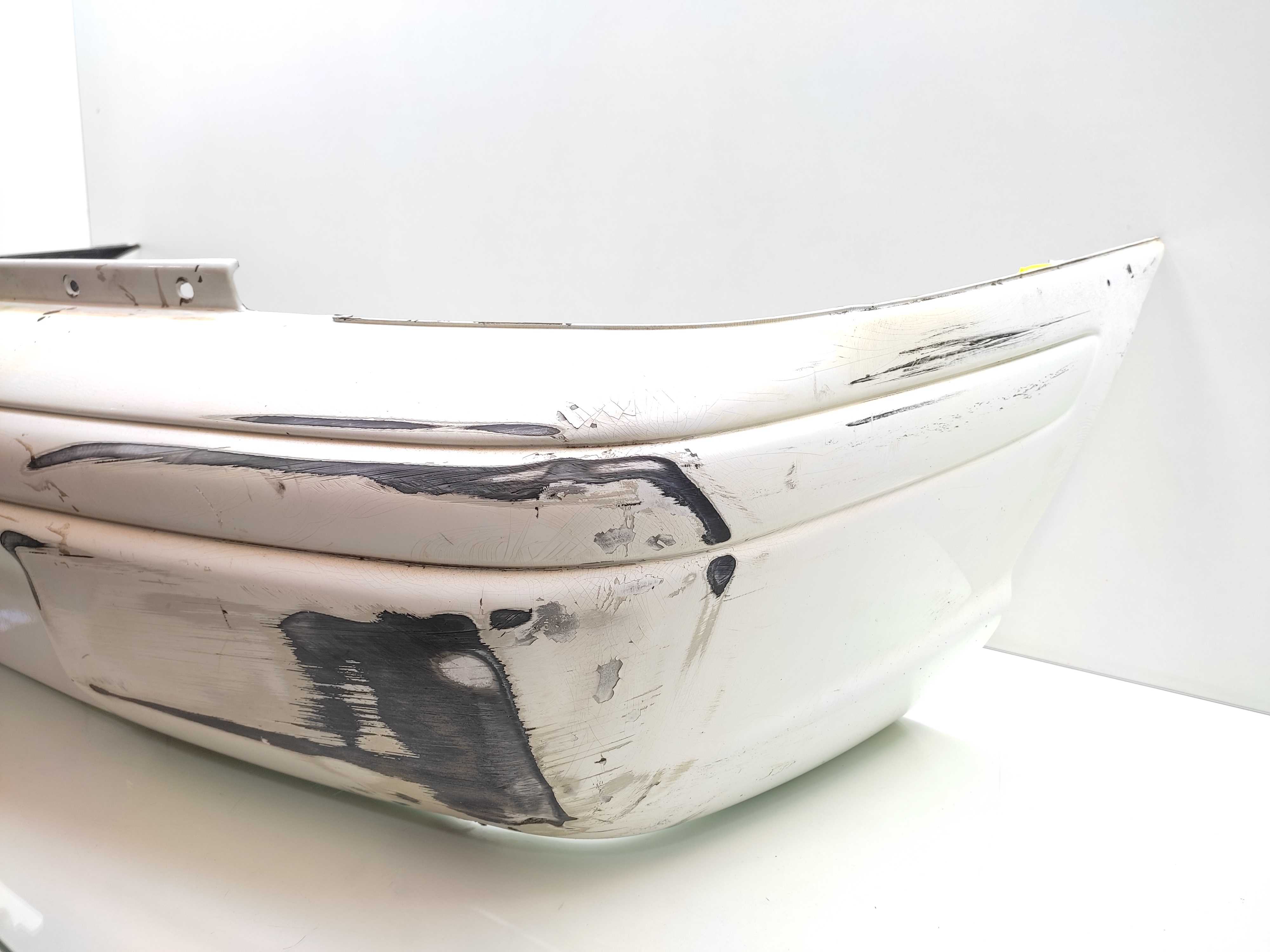 Parachoque Traseiro Chrysler Neon 1998 1999 Branco 4