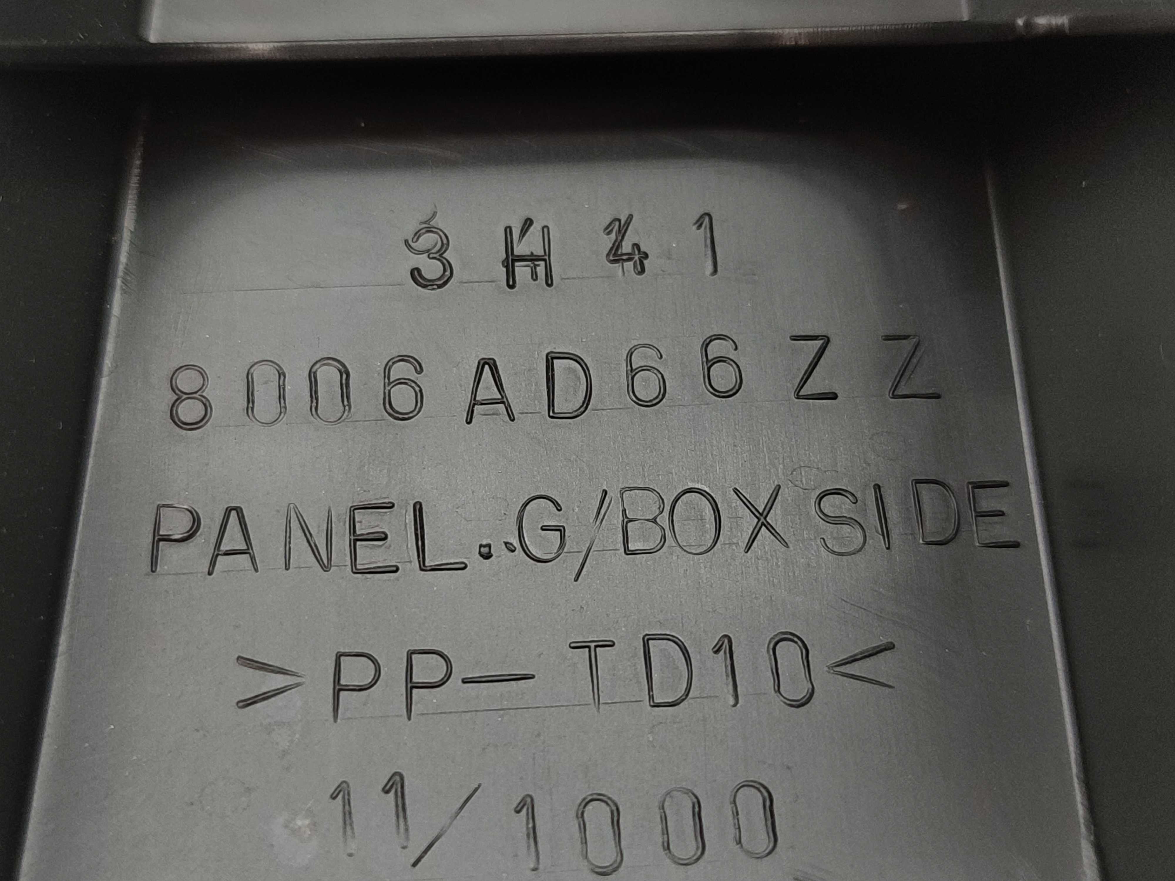 Acabamento Inferior Direito Painel Mitsubishi Lancer 2014 3