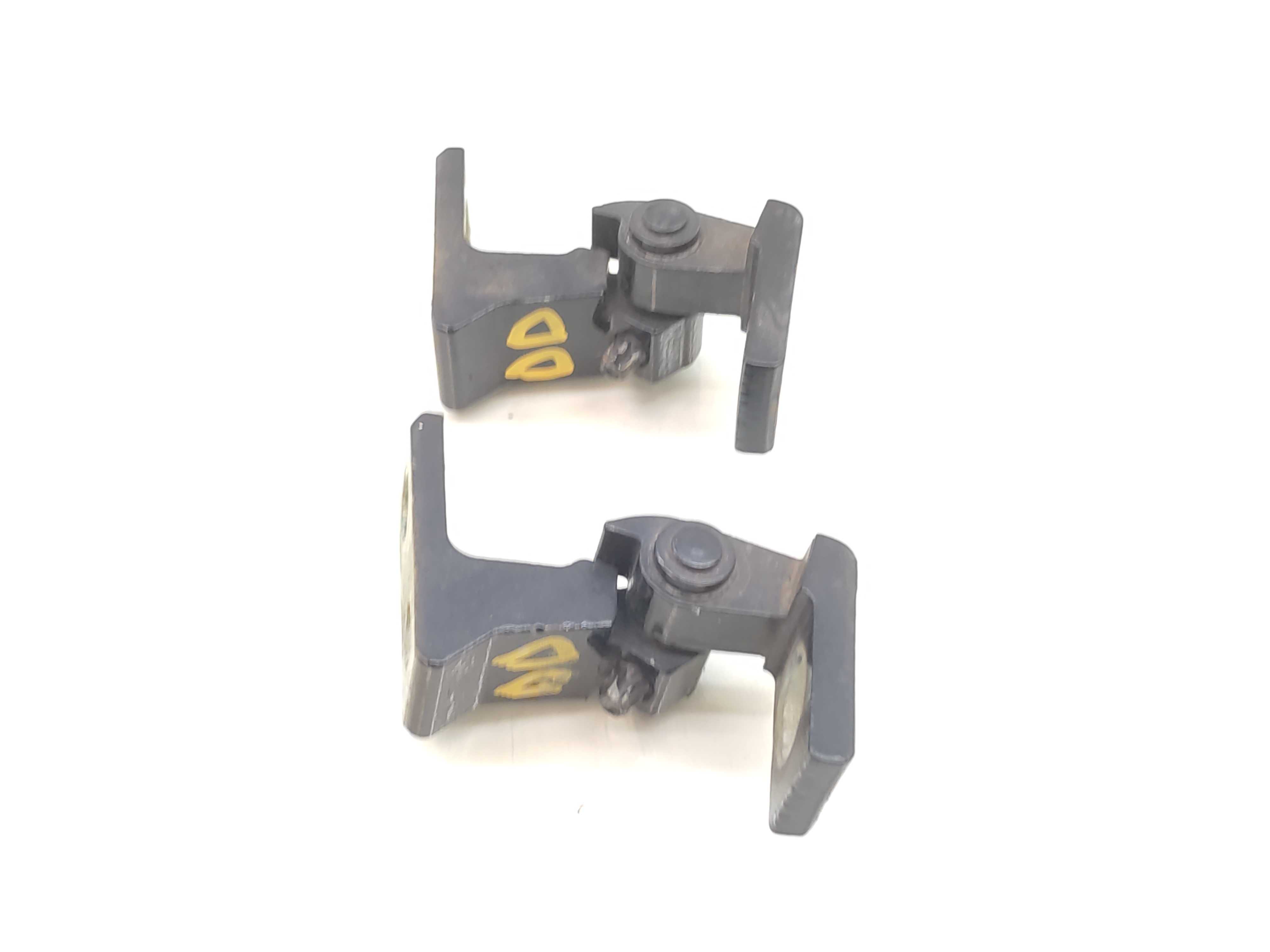 Dobradiça Porta Dianteira Direita Vw Tiguan 2011 2012 2013 1