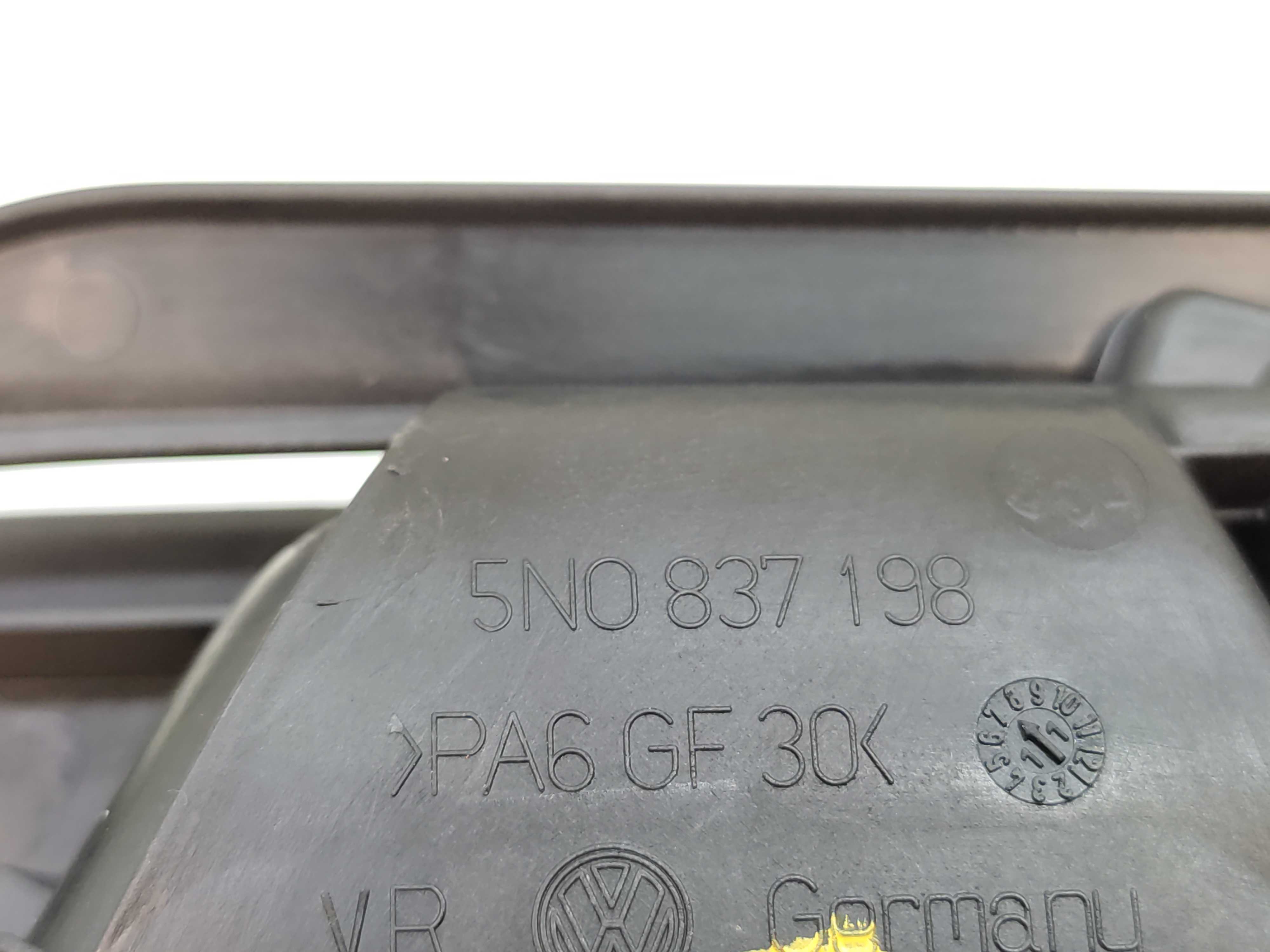 Maçaneta Interna Dianteira Direita Vw Tiguan 2011 2012 2013 3