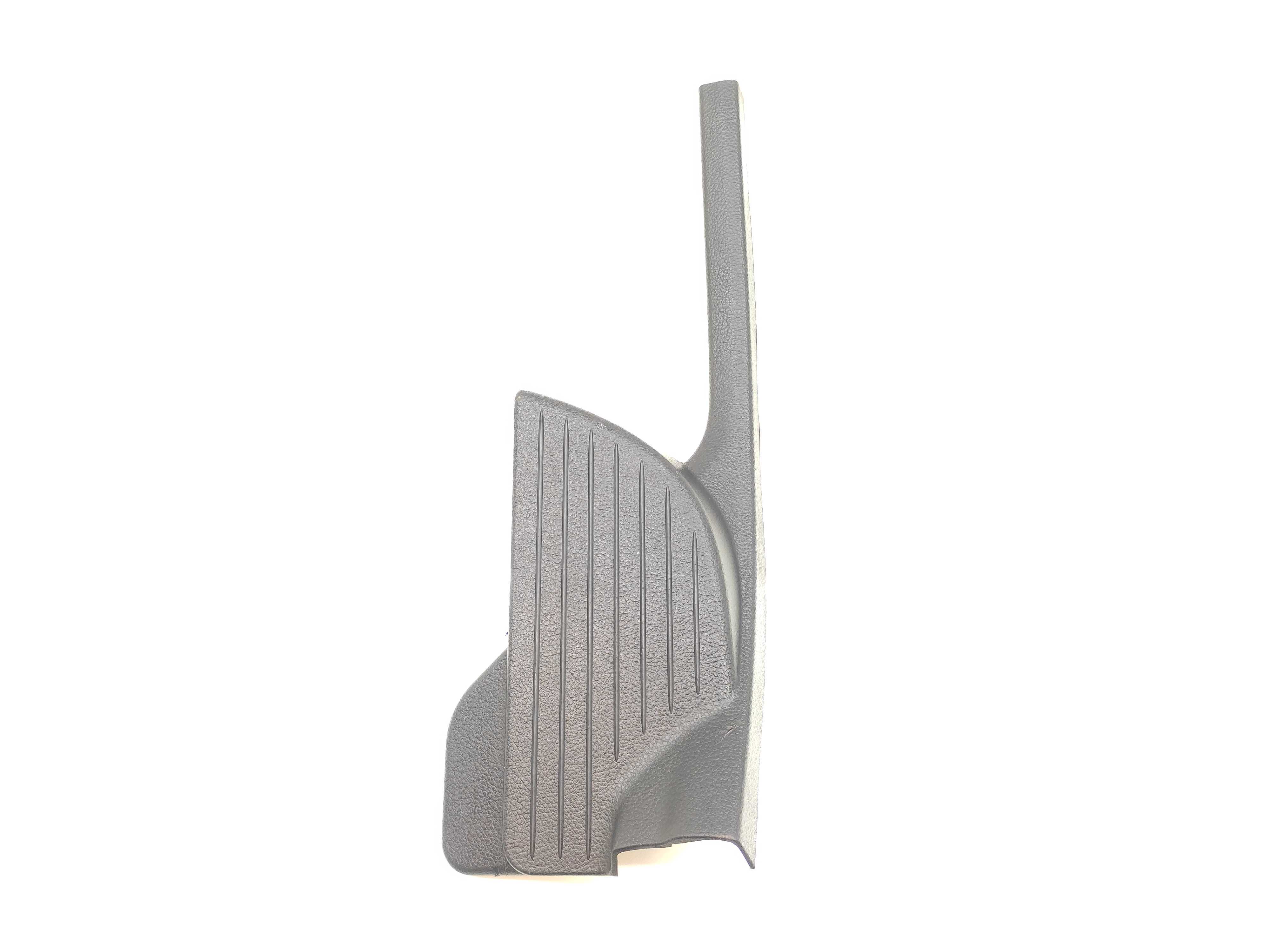 Soleira Traseira Direita Nissan Livina 2010 2011 2012 1