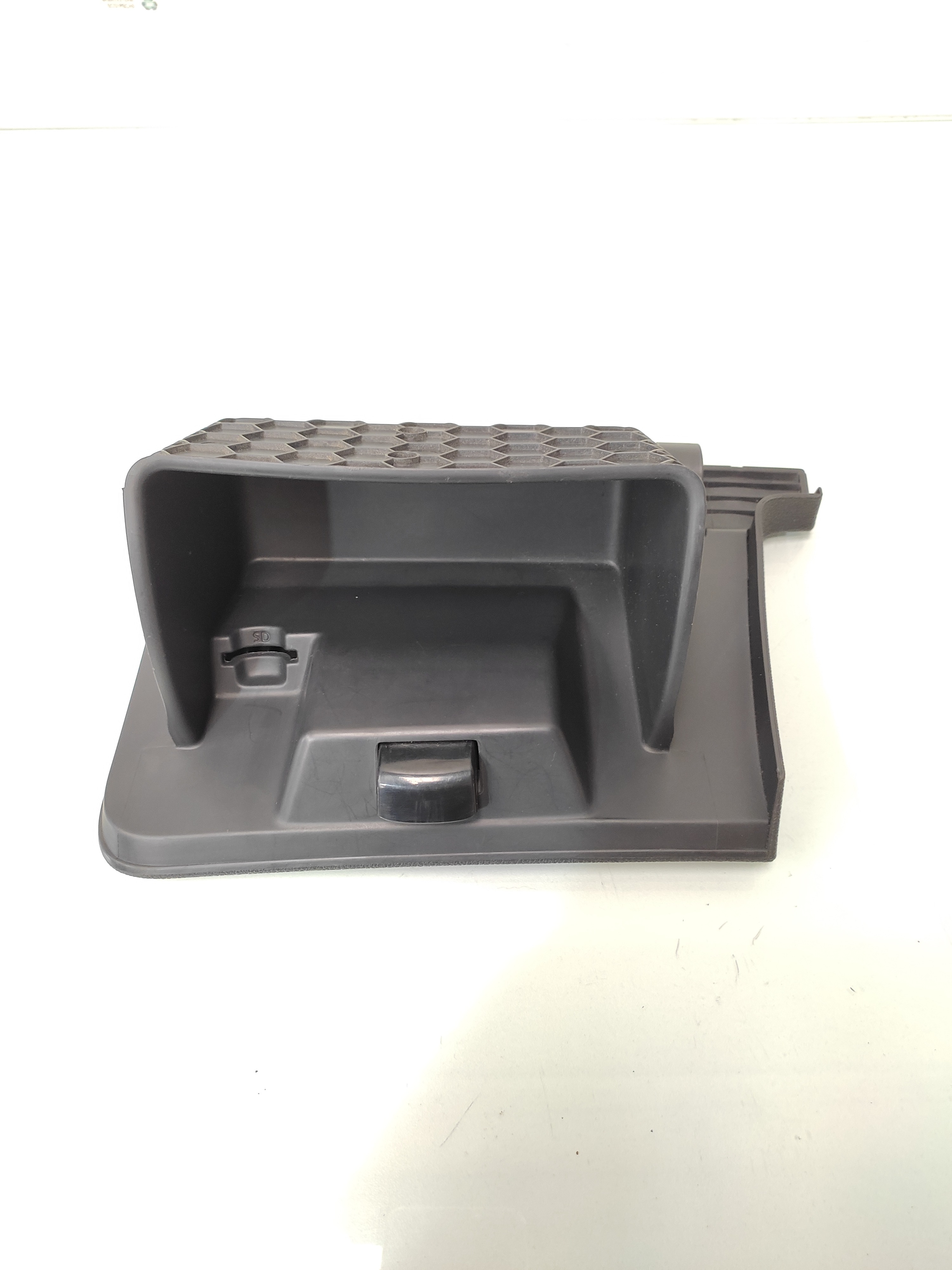 Porta Objeto Inferior Do Painel Vw Golf Tsi 2015 5gm857919c Preto 2