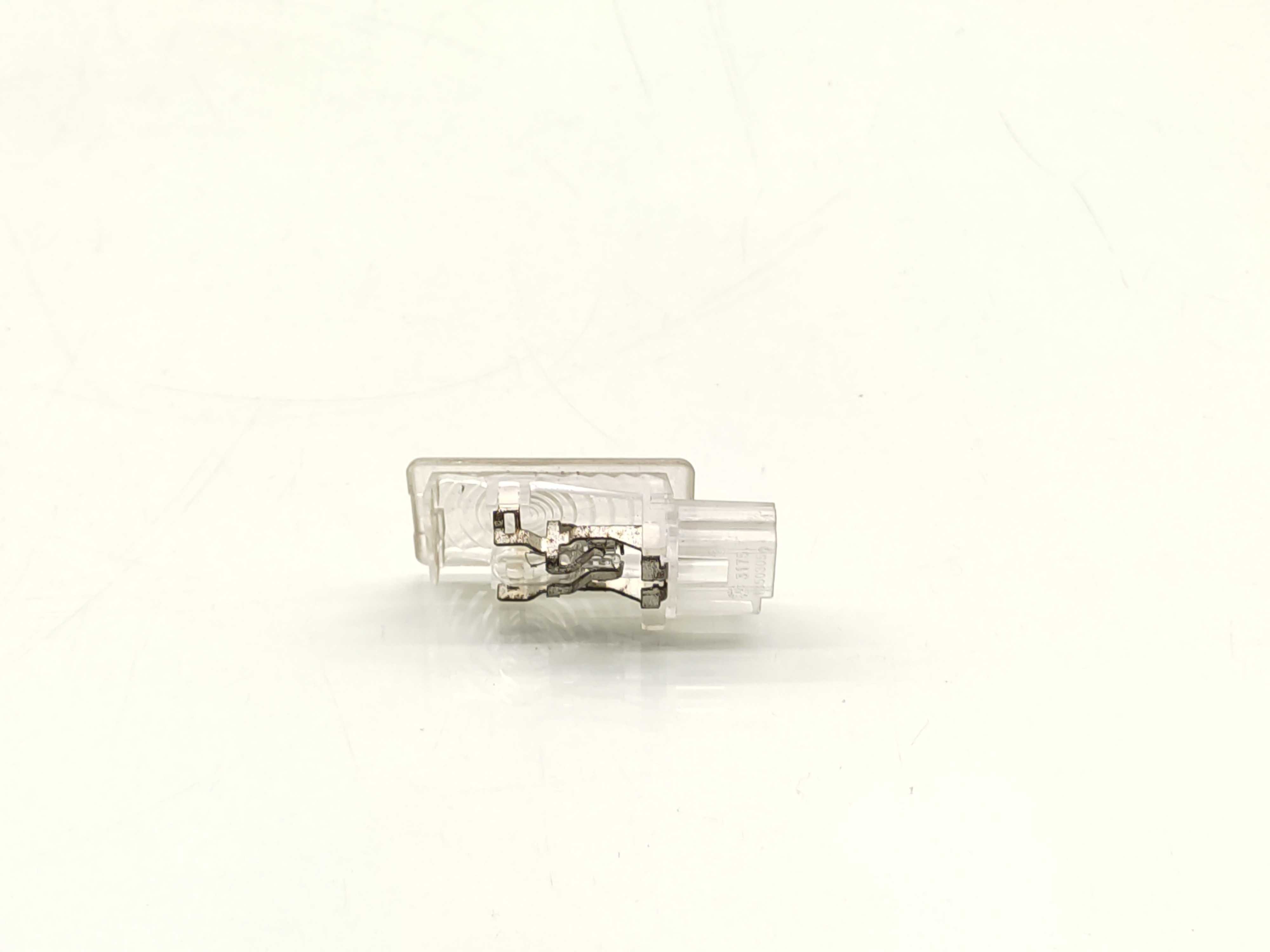 Luz Interna Porta Malas Gm Cobalt 2012 2013 2014 2015 2