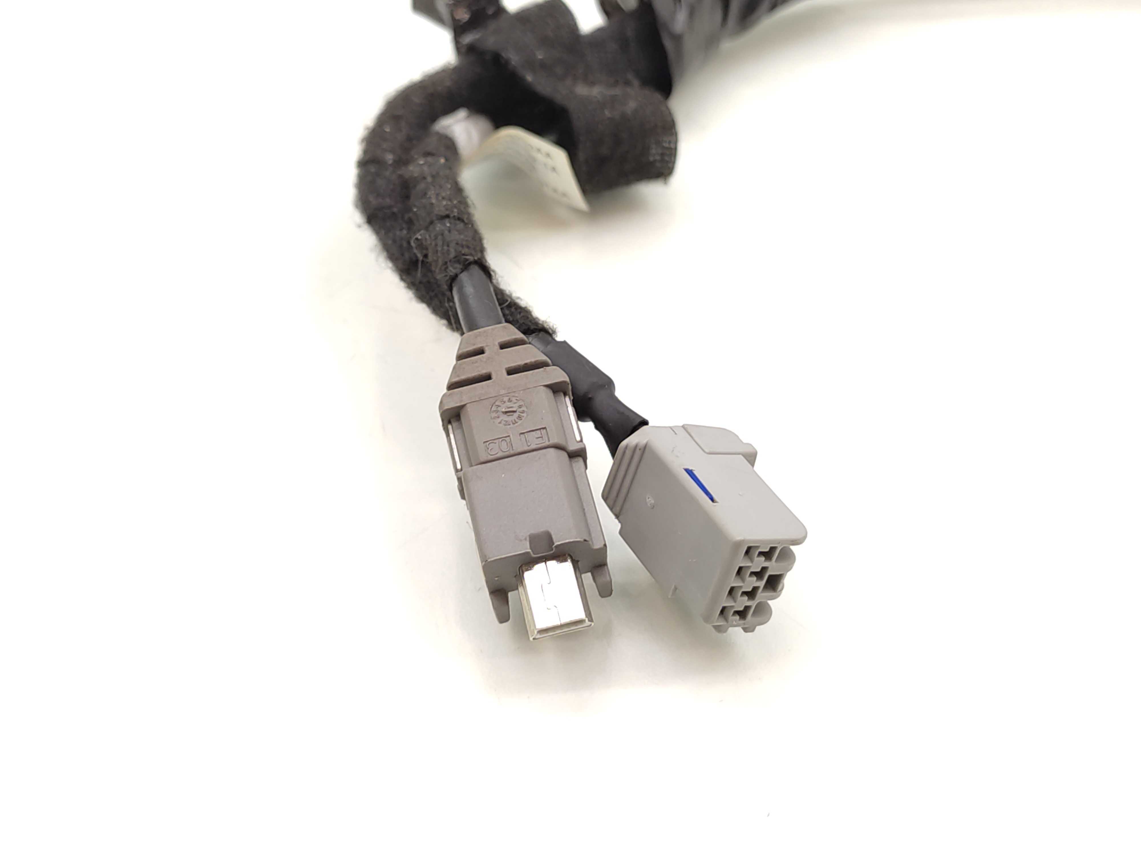 Entrada Auxiliar Usb Console Fiat Freemont 2012 2013 2014 3