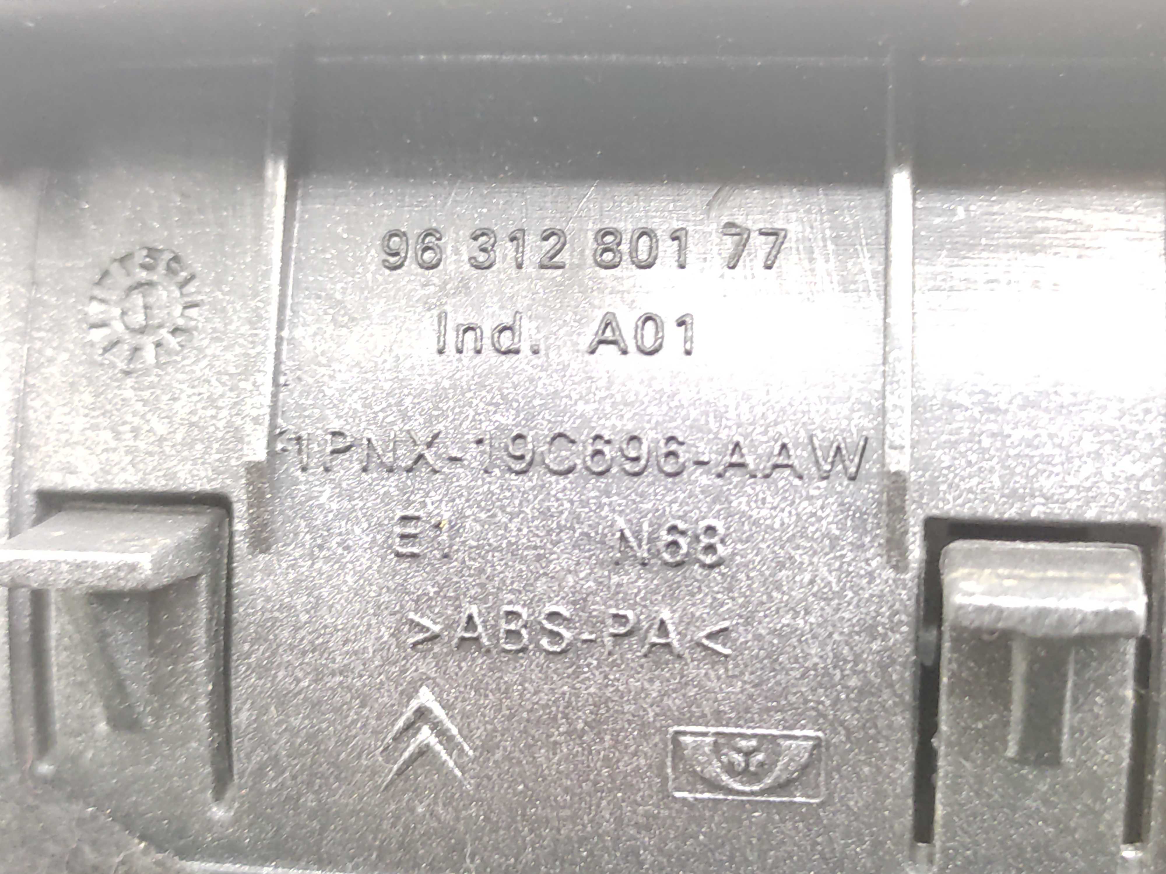 Difusor Ar Esquerdo Painel Citroen Xsara Picasso 2010 2011 5