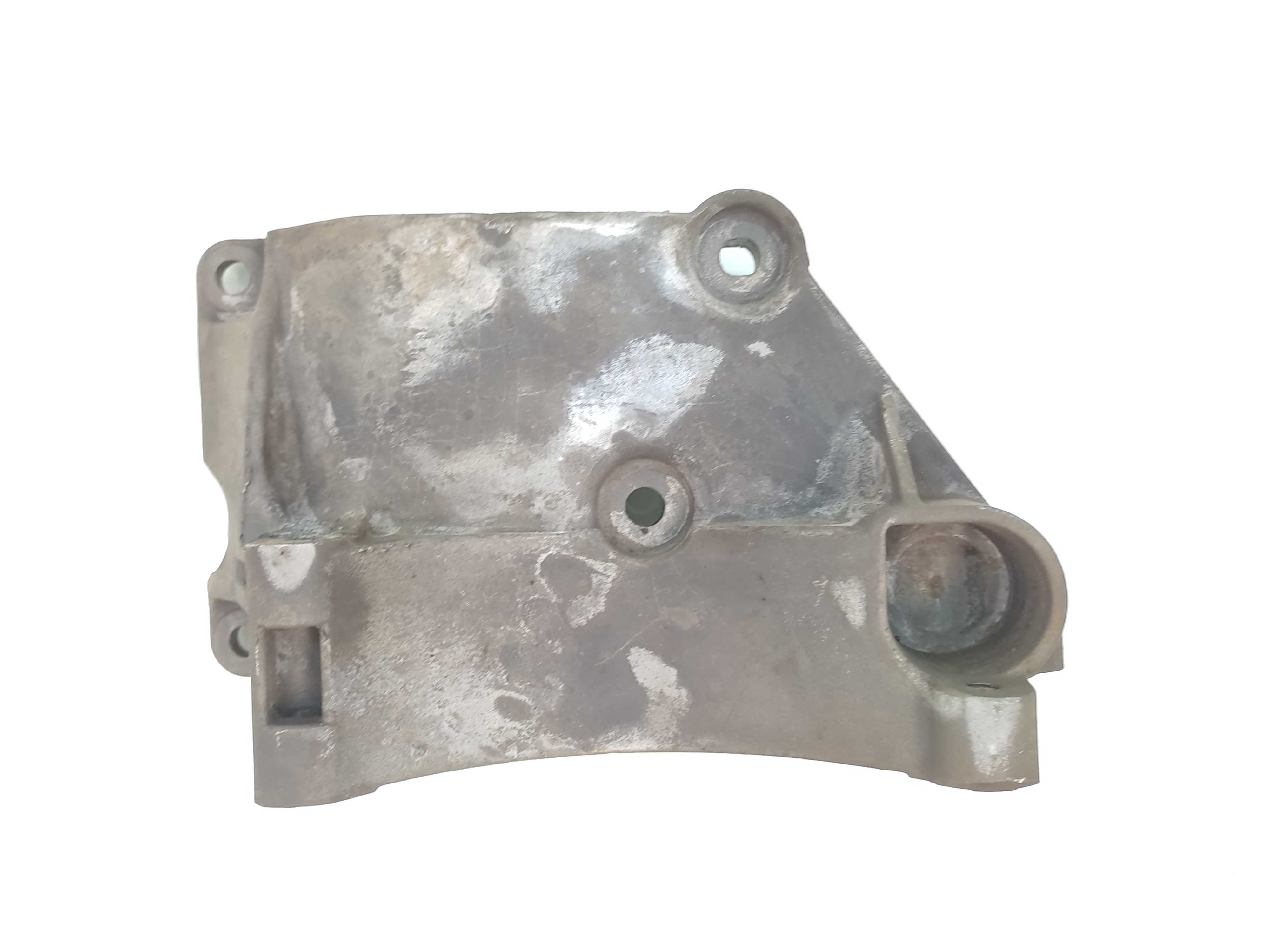 Suporte Alternador Vw Polo Classic 1.8 8v Ap 1997 1998 1999 1
