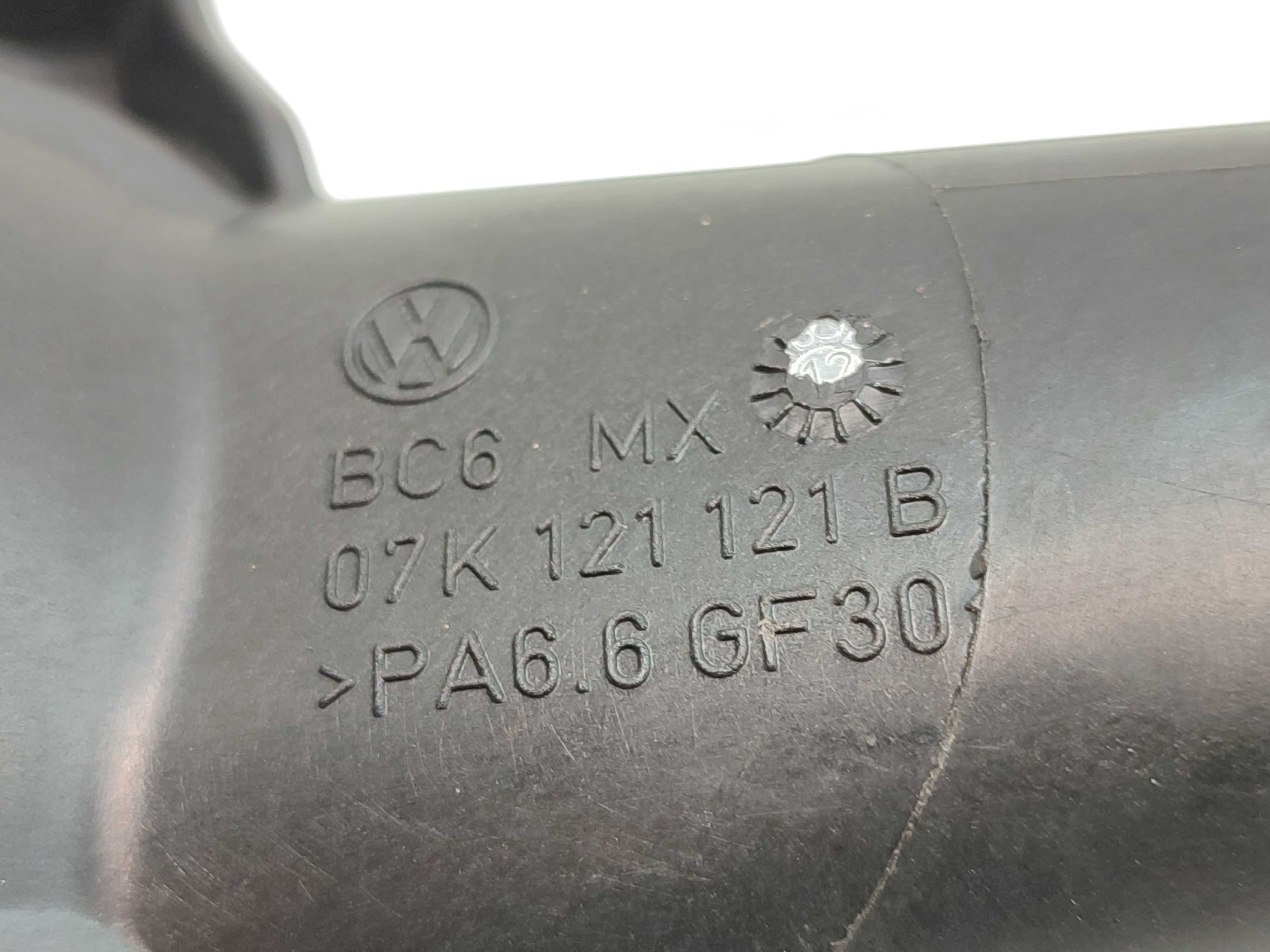 Carcaça Válvula Termostática Vw Jetta 2.5 2010 2011 2012 4