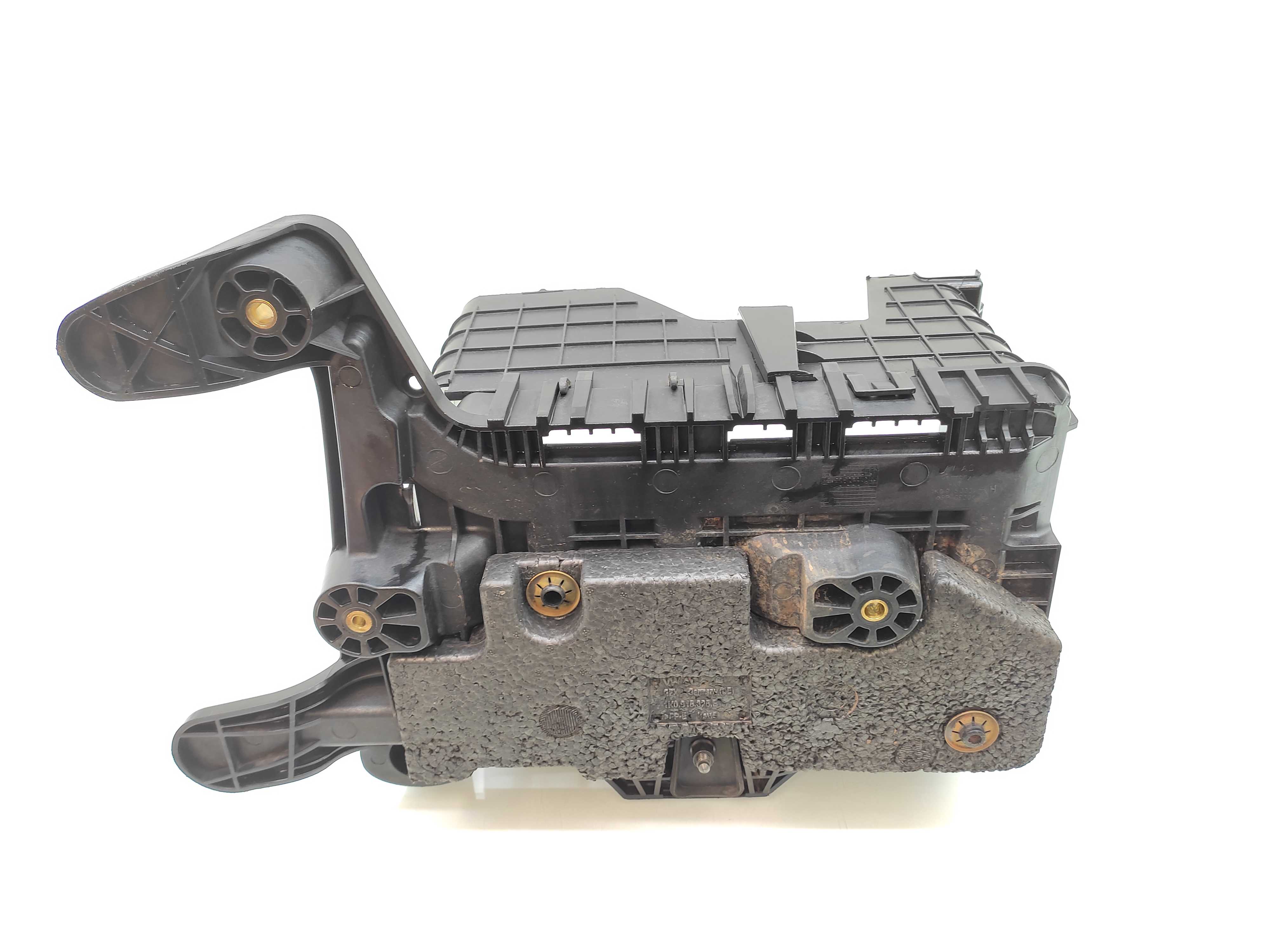 Caixa Suporte Bateria Vw Tiguan 2.0 Tsi 2009 2010 2012 2012 7