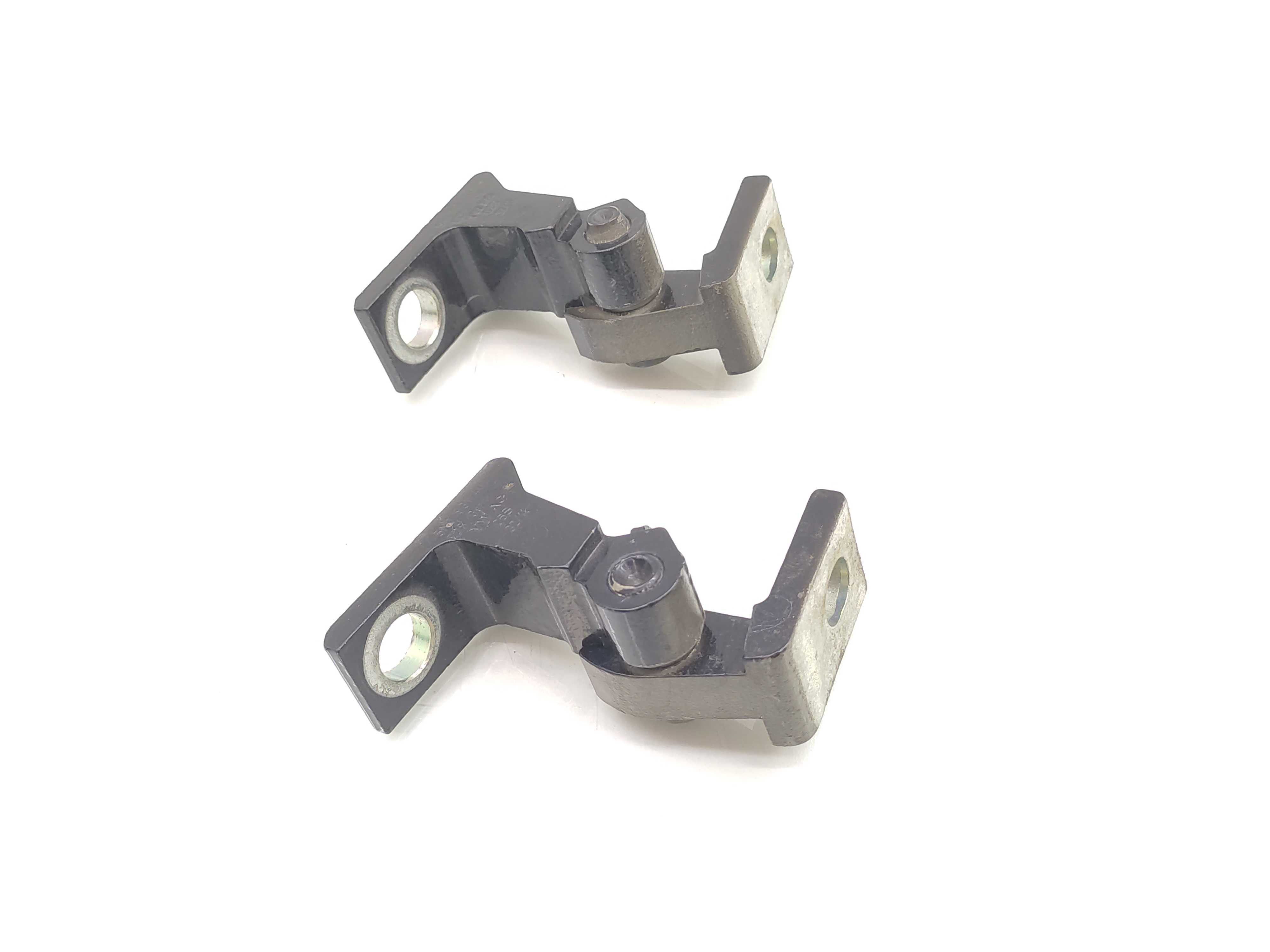 Dobradiça Porta Traseira Direita Vw Tiguan 2011 2012 2013 2