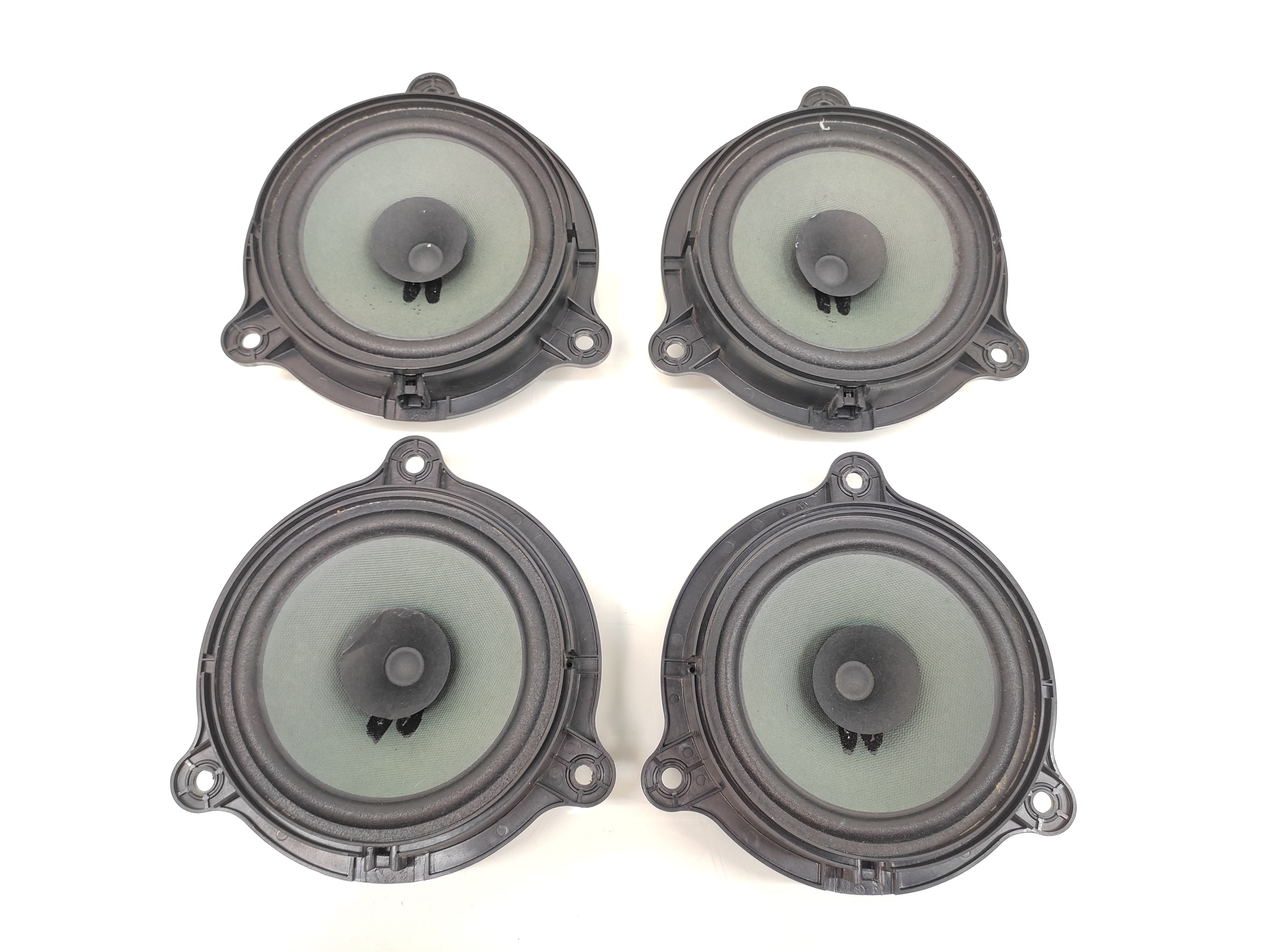 Jogo Alto Falante Porta Nissan Kicks 2016 2017 2018 Original 1