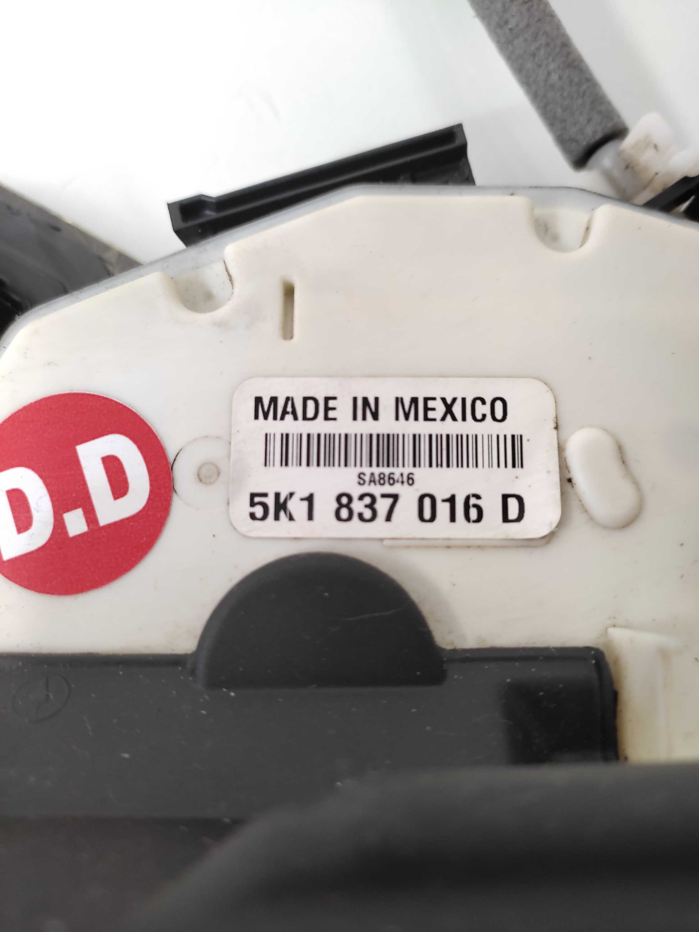 Fechadura Porta Dianteira Direita Vw Golf Tsi 2015 Original 4