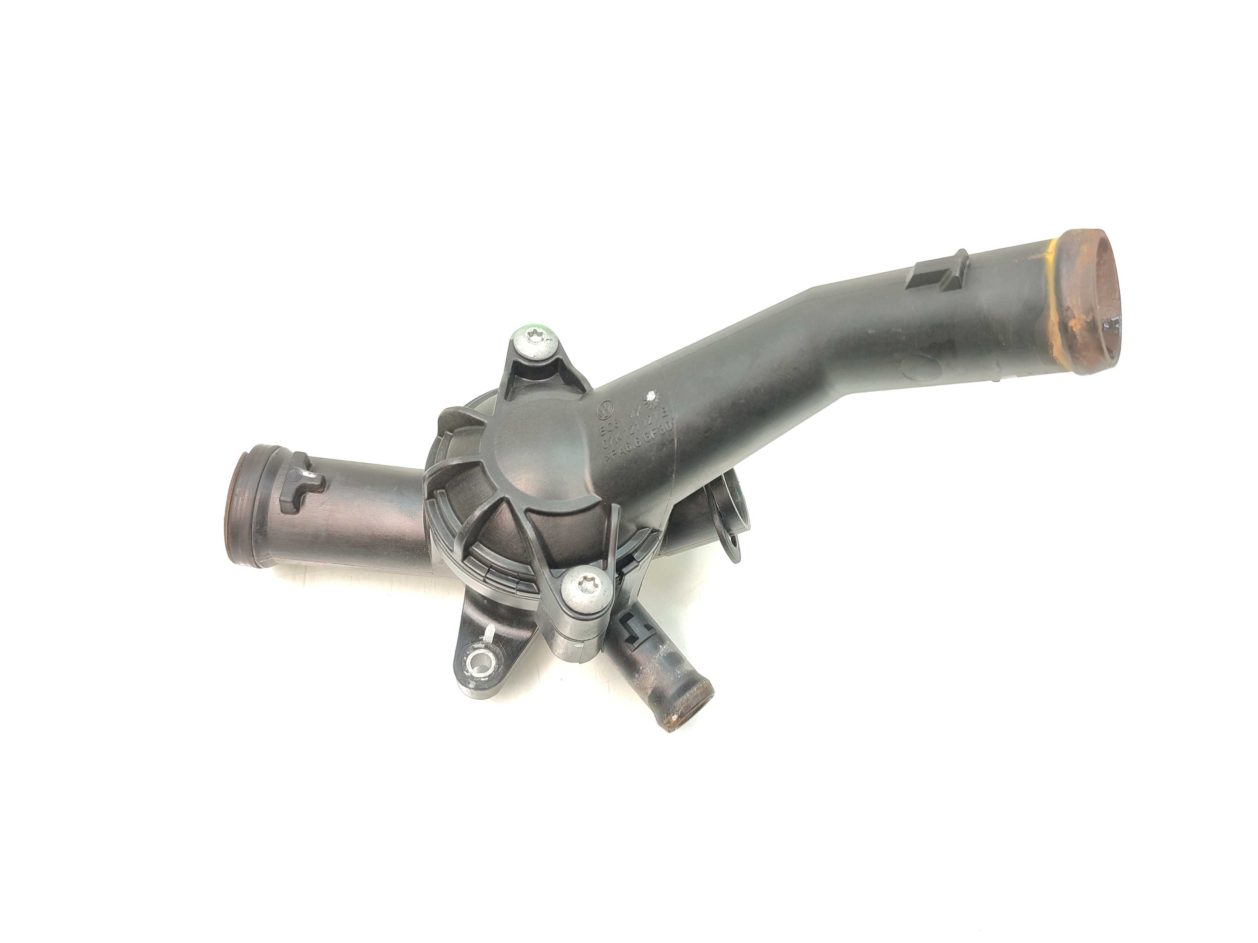 Carcaça Válvula Termostática Vw Jetta 2.5 2010 2011 2012 1