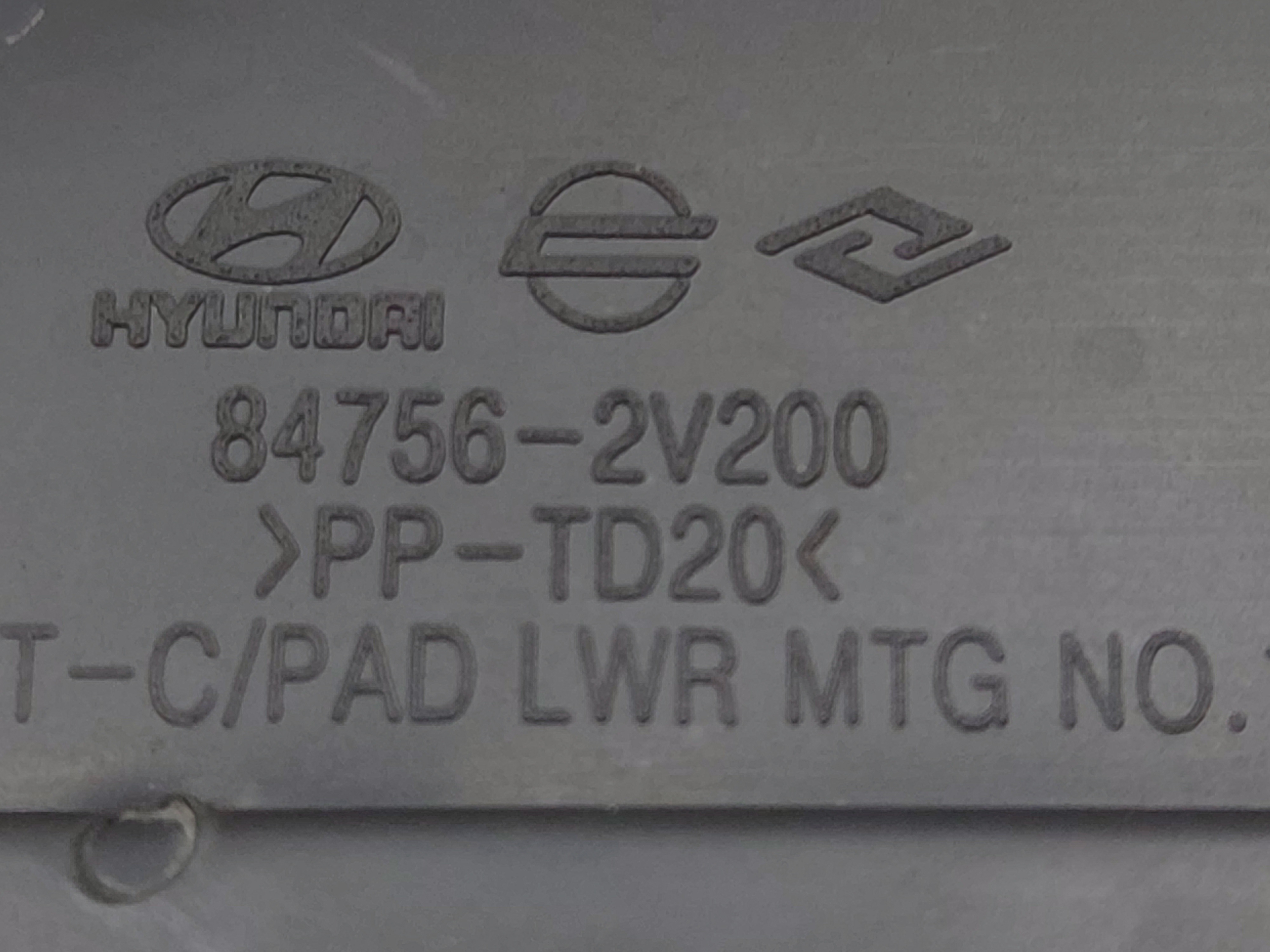 Suporte Interno Capa Painel Hyundai Veloster 2011 847562v200 3