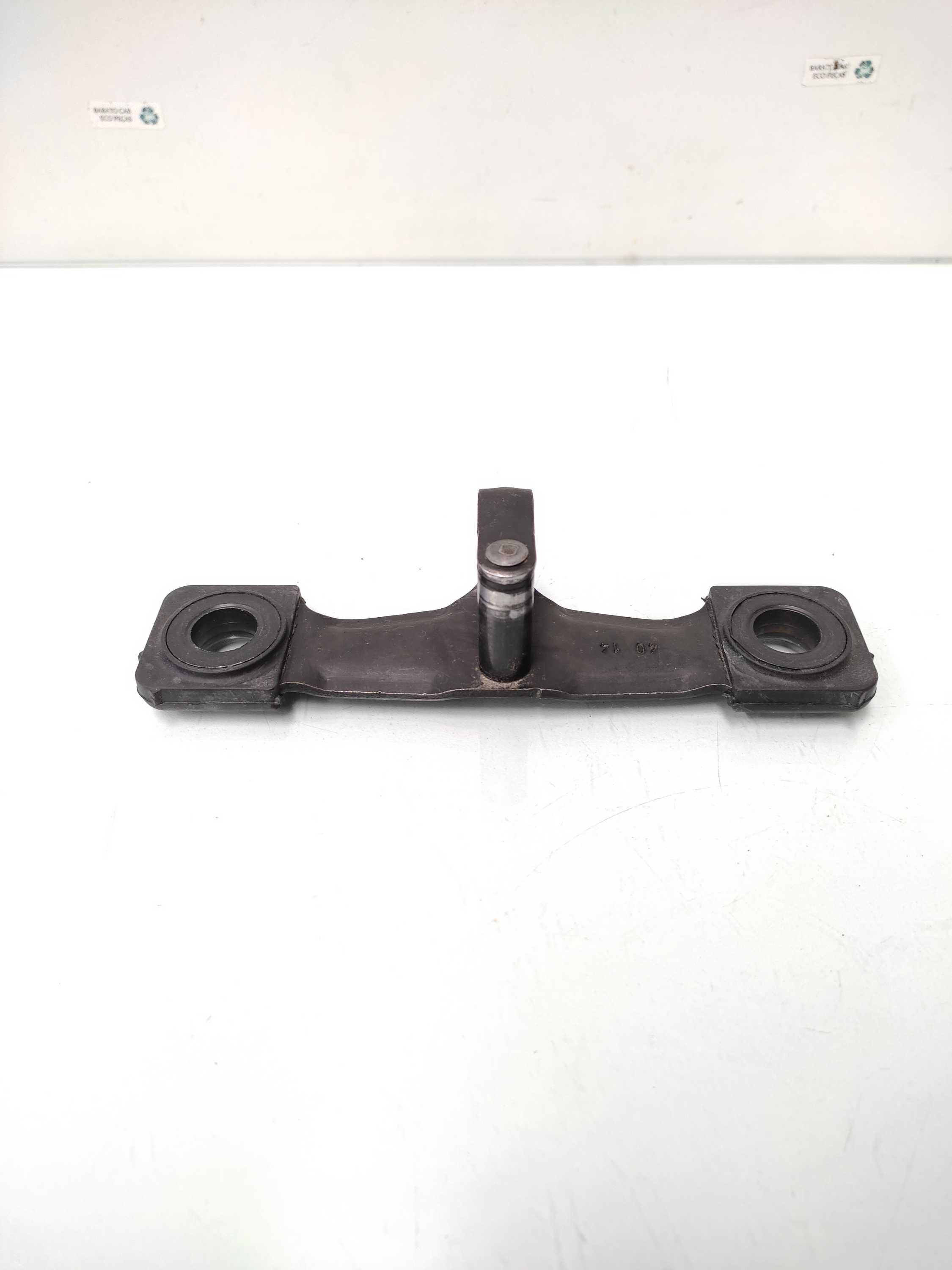 Batente Do Porta Malas Tampa Traseira   Vw Golf Tsi 2015 1