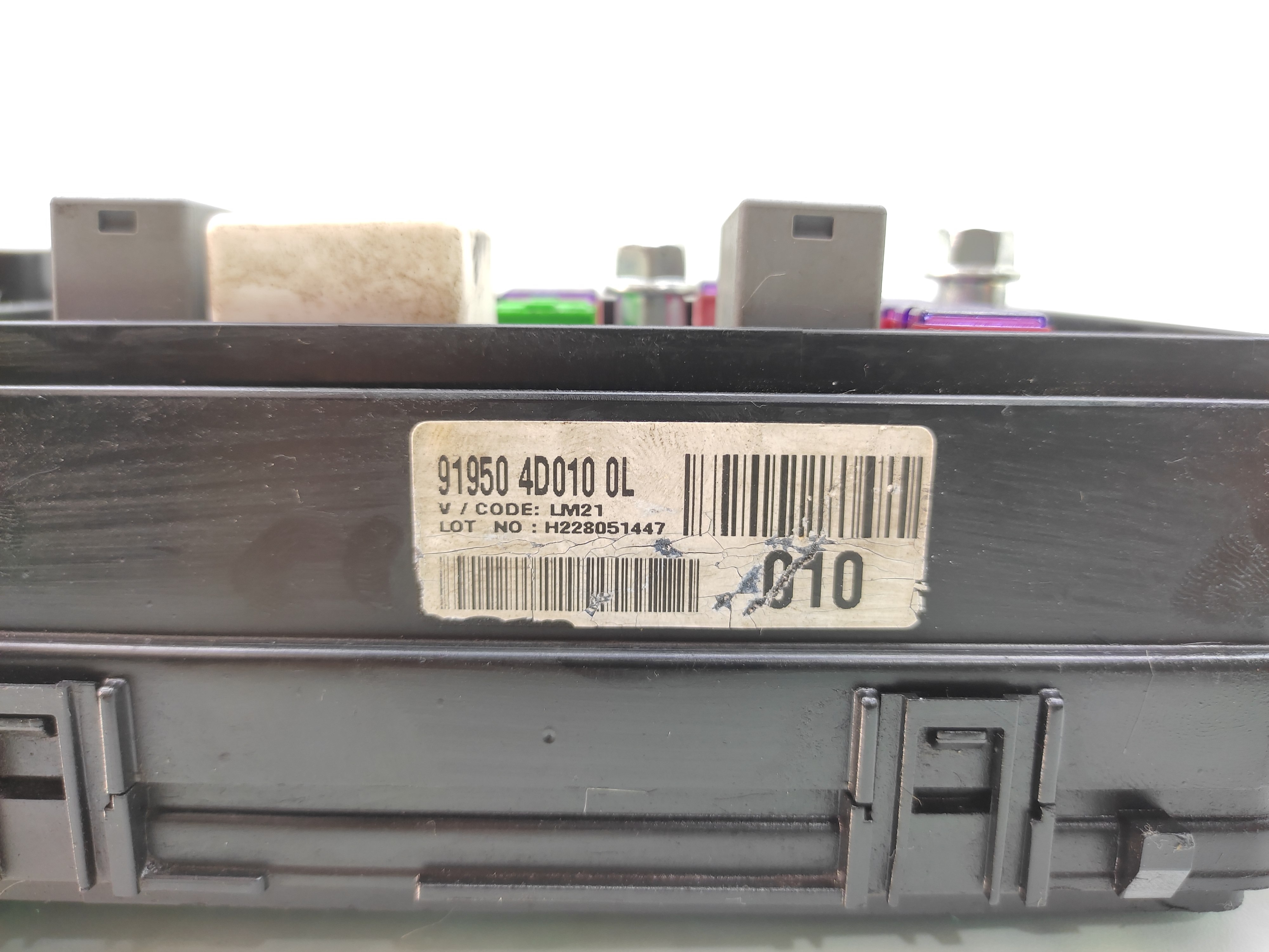 Caixa Fusível Interna Kia Carnival 3.8 V6 2008 3