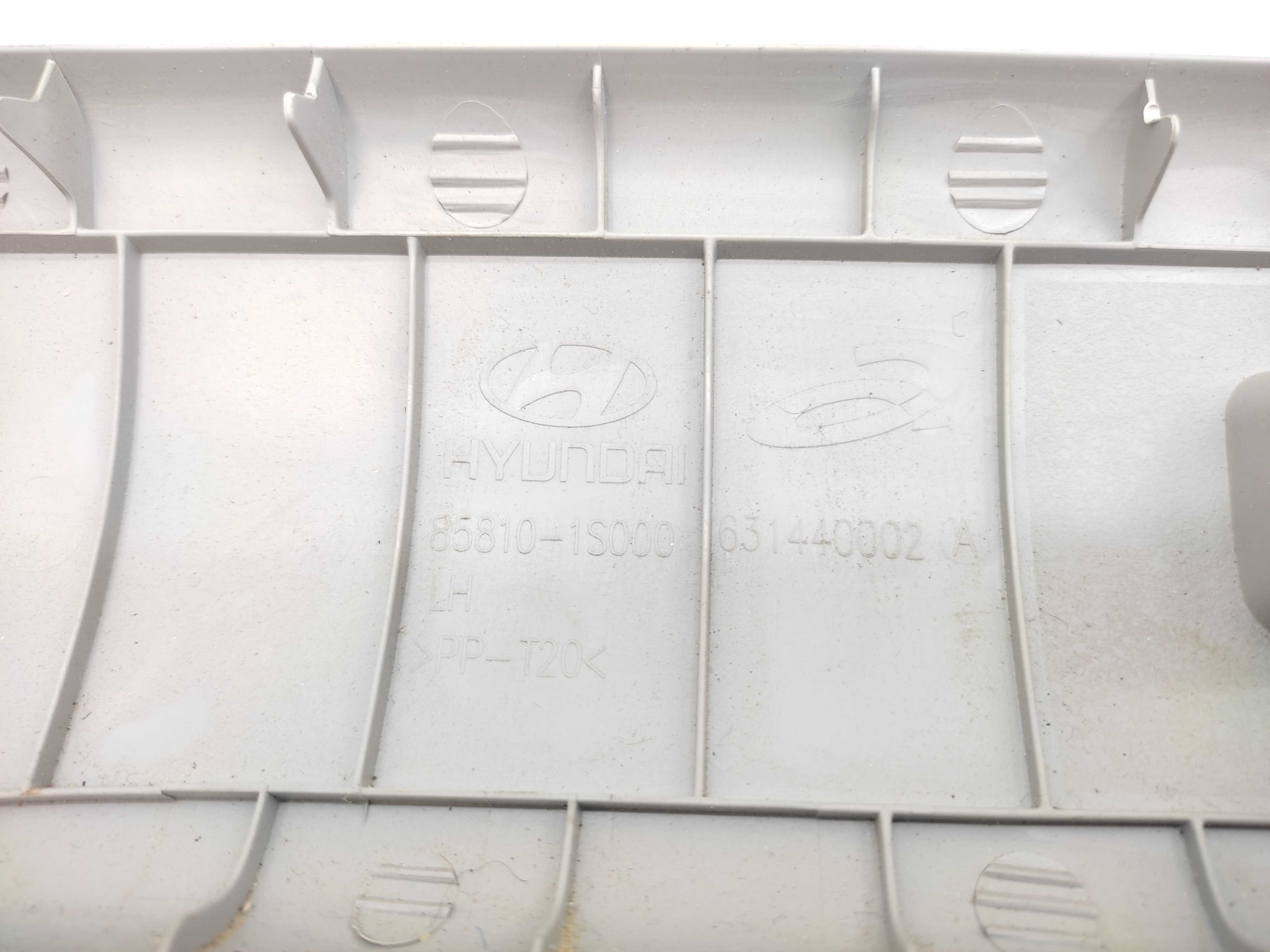 Acabamento Coluna Parabrisa Lado Esquerdo Hyundai Hb20 2015 3