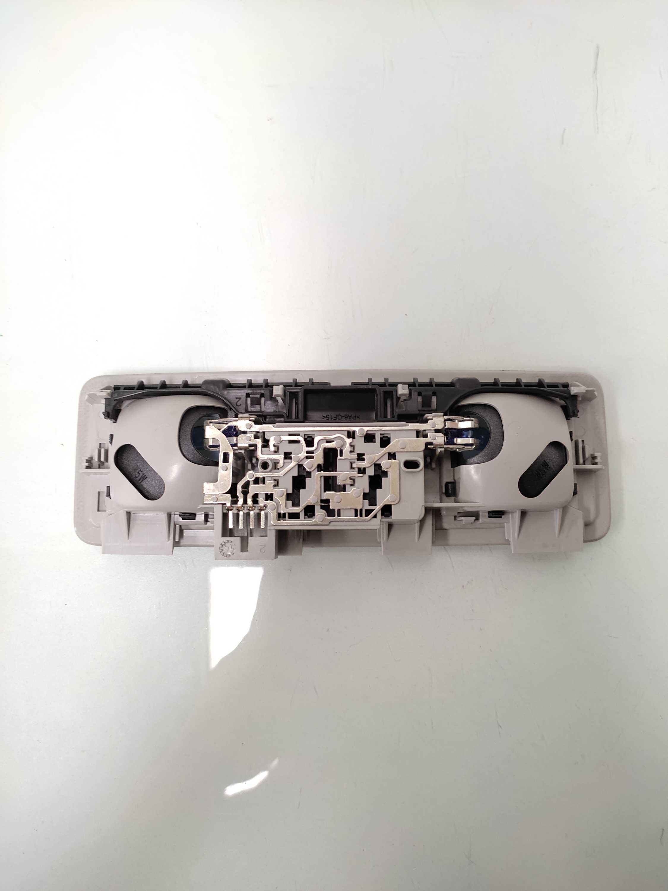 Luz Interna De Teto Traseira Vw Golf Tsi 2015 5g0947291 2