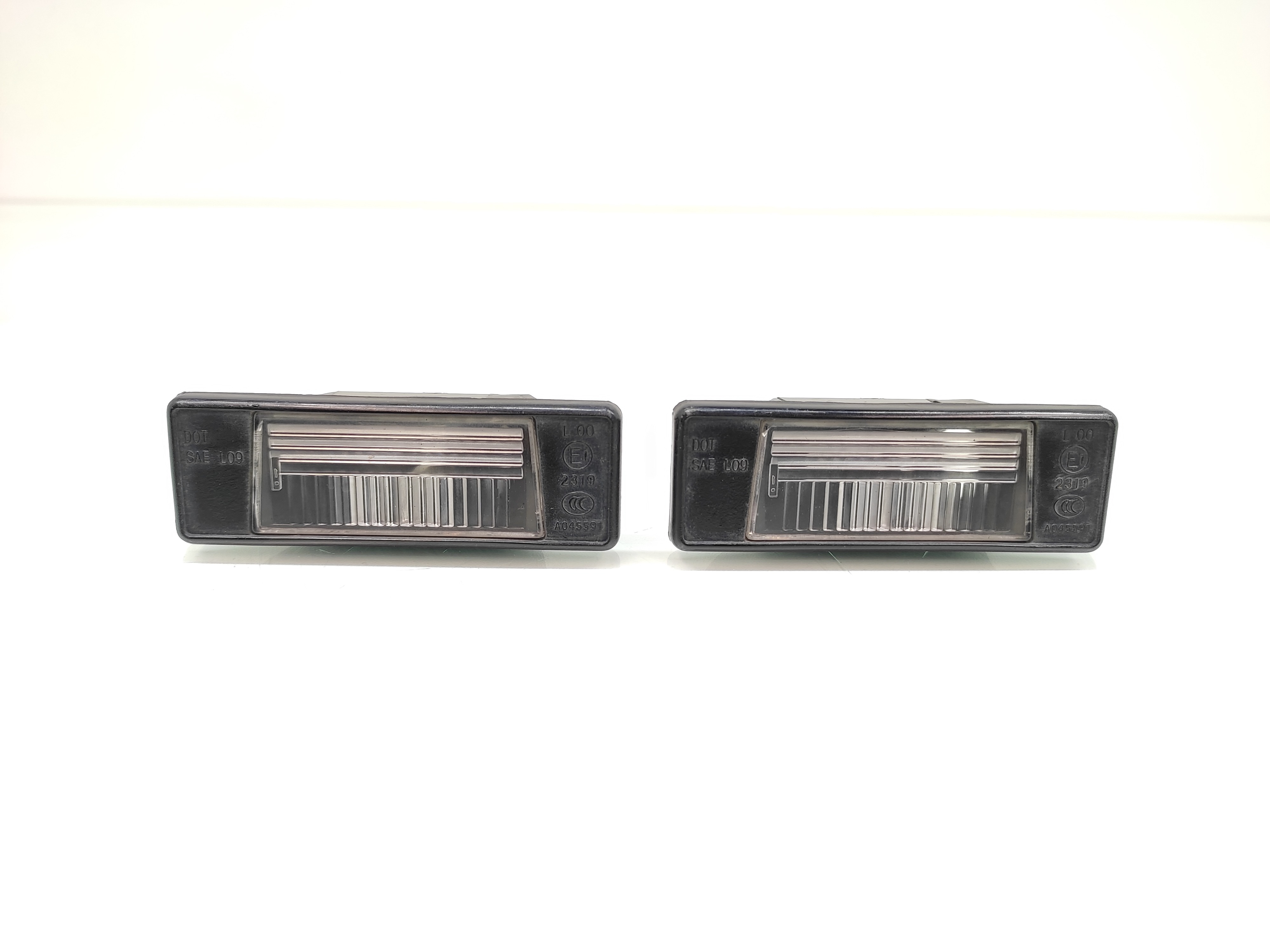 Par Luz De Placa Nissan Kicks 2016 2017 2018 2019 2020 1