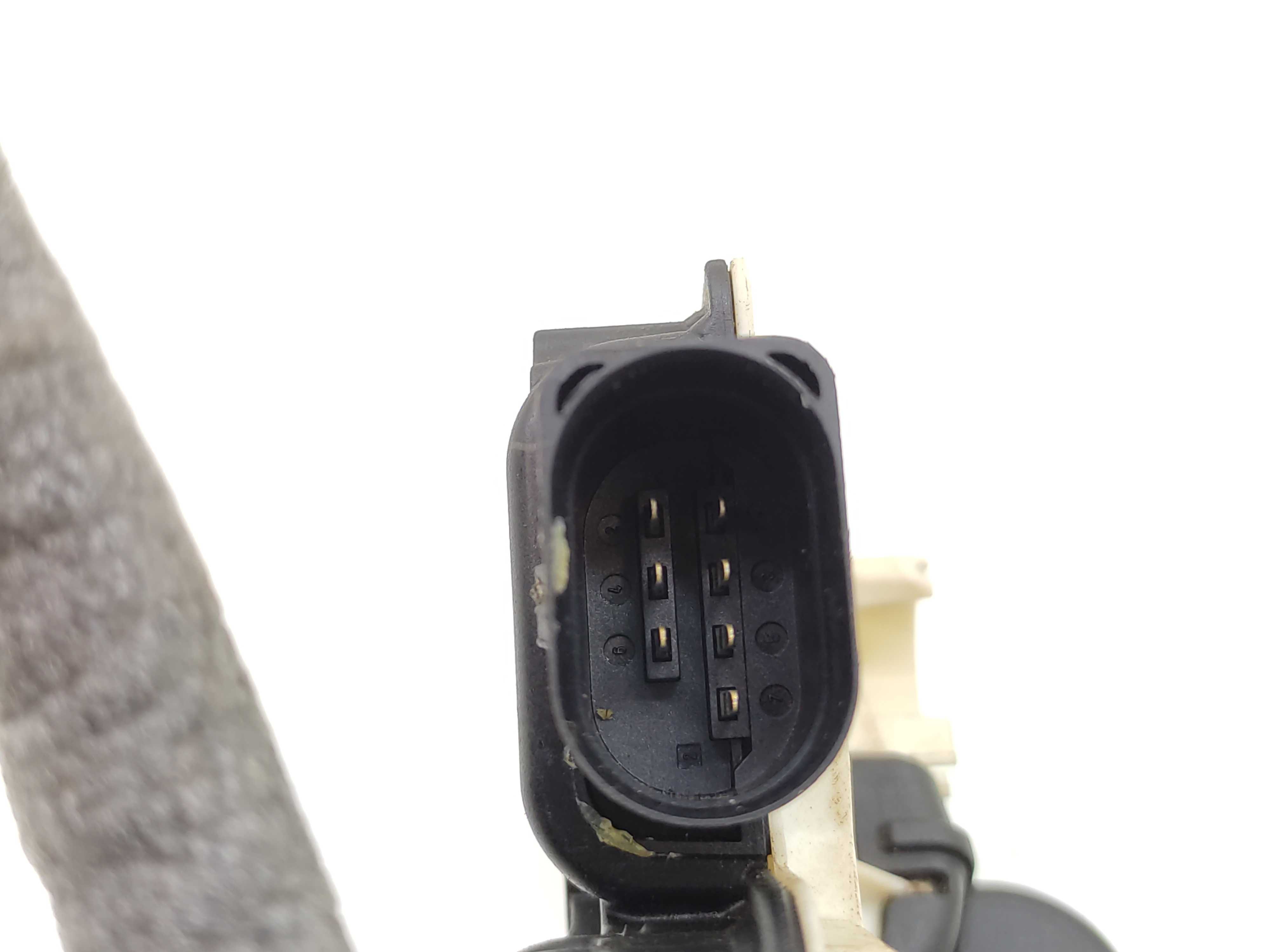 Fechadura Porta Dianteira Esquerda Vw Tiguan 2011 2012 2013 4