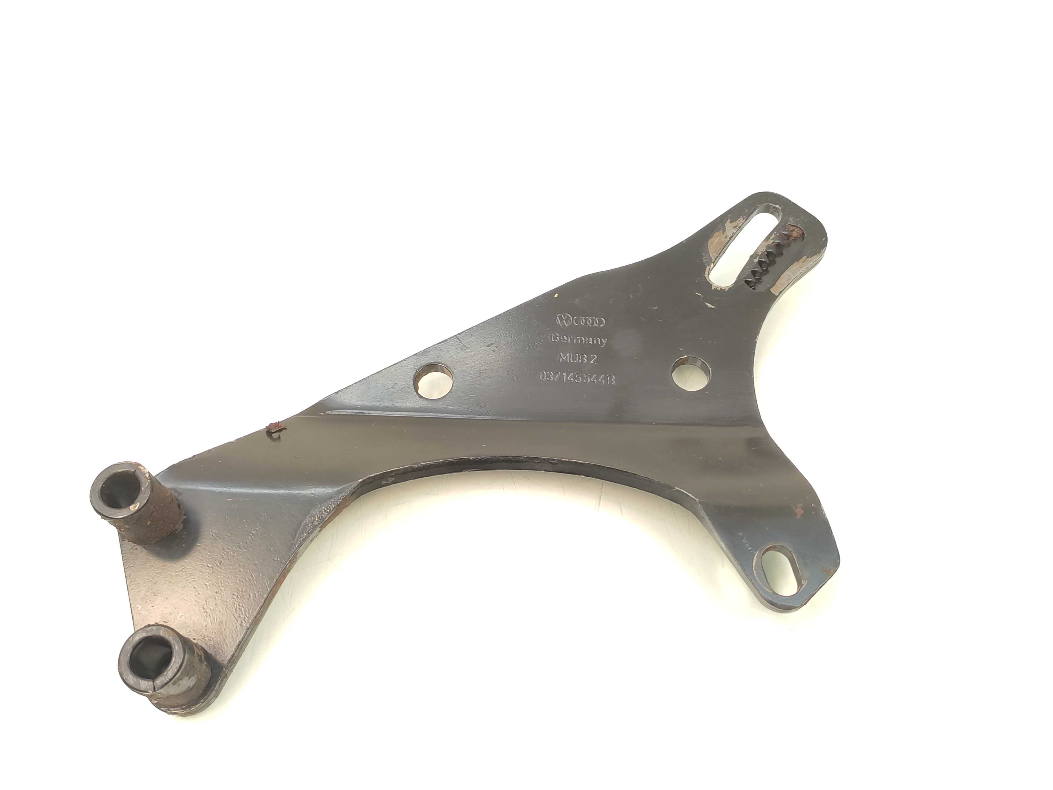 Suporte Alternador Vw Polo Classic 1.0 Ap 1999 037145544b 2