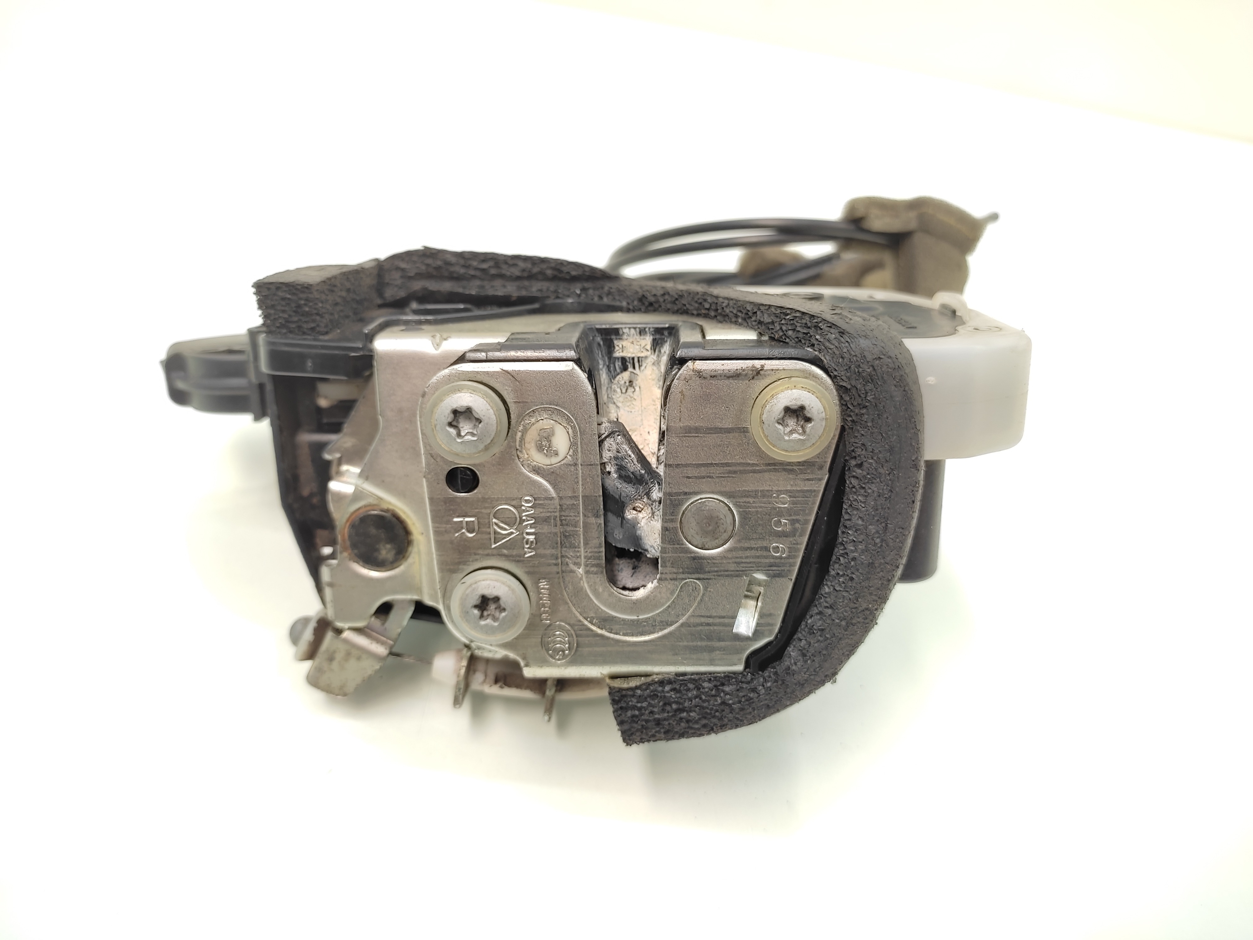 Fechadura Porta Dianteira Direita Nissan Sentra 2010 2