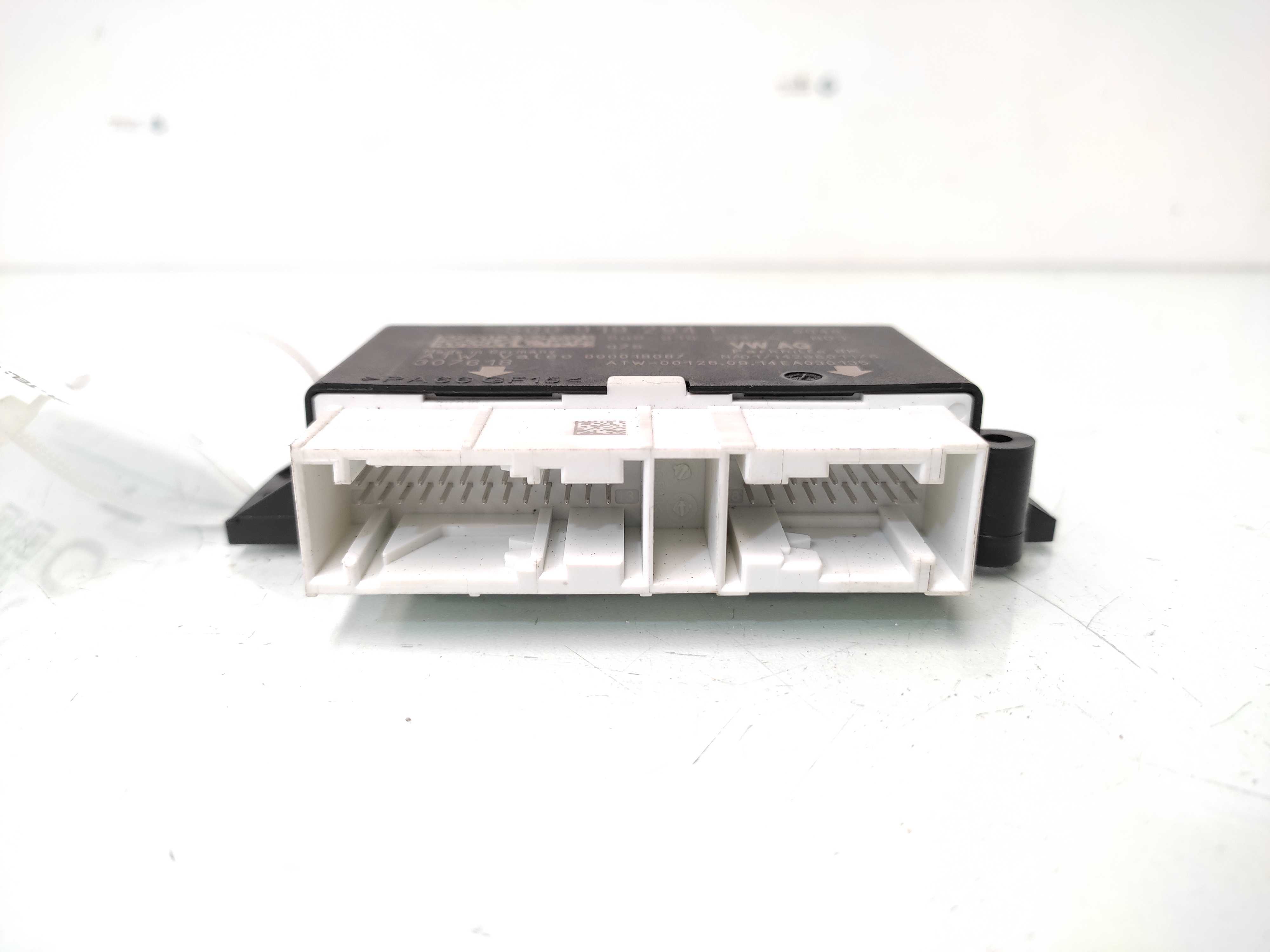 Módulo Central Auxiliar Estacionamento Vw Golf 1.4 2015 3