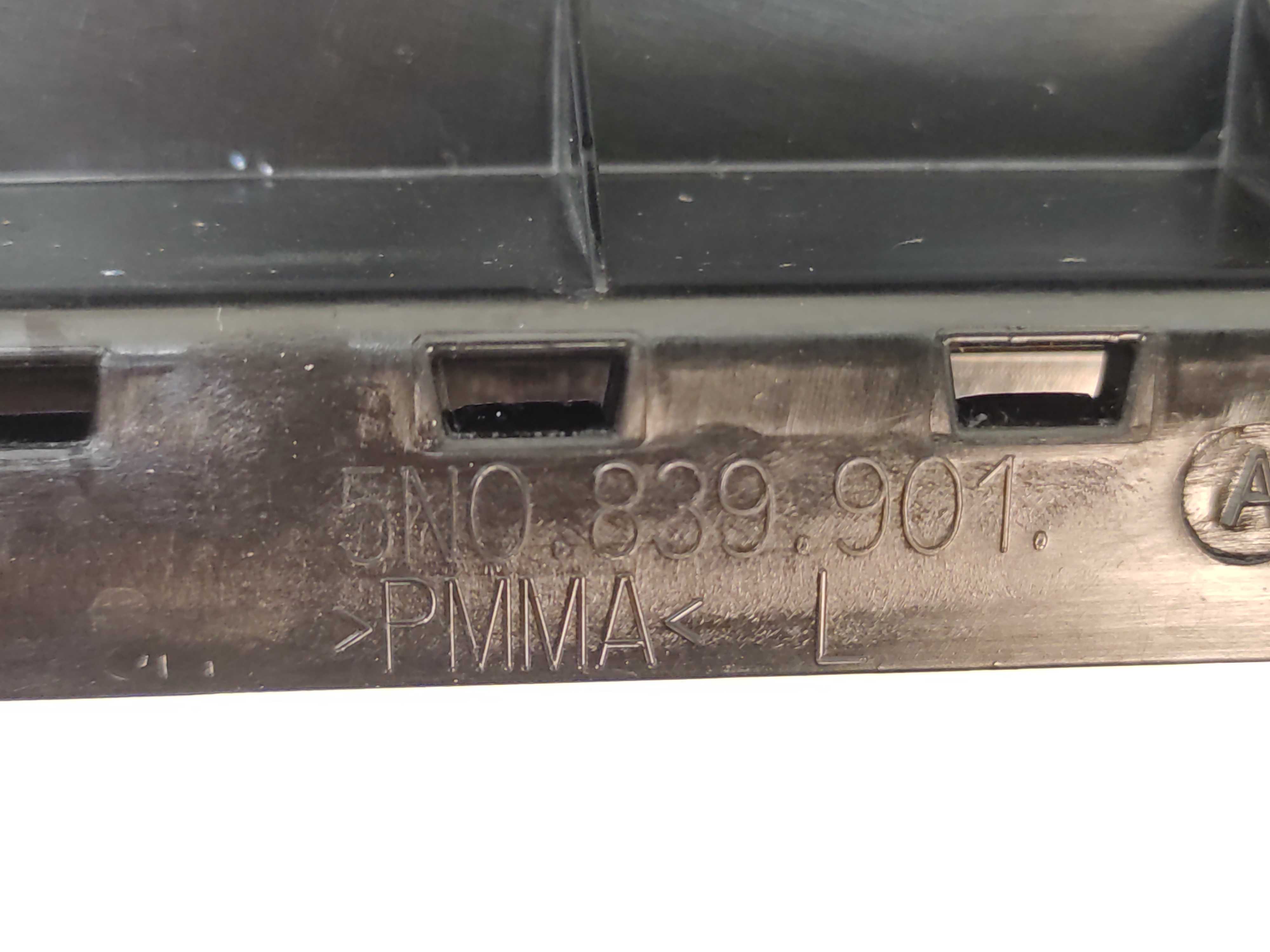 Aplique Externo Porta Traseira Esquerda Vw Tiguan 2011 2012 3