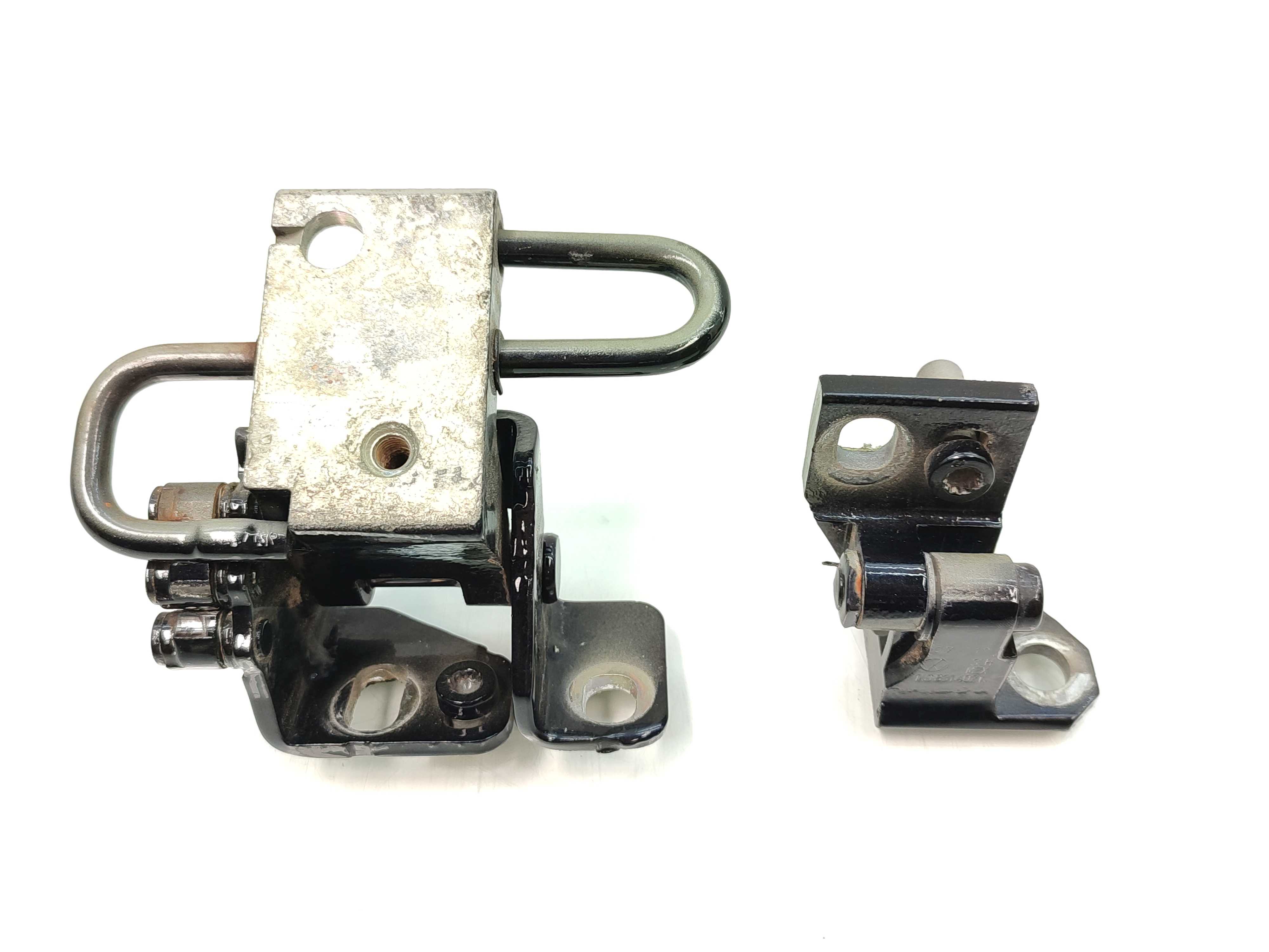 Dobradiça Porta Dianteira Direita Vw Jetta Variant 2012 11 2