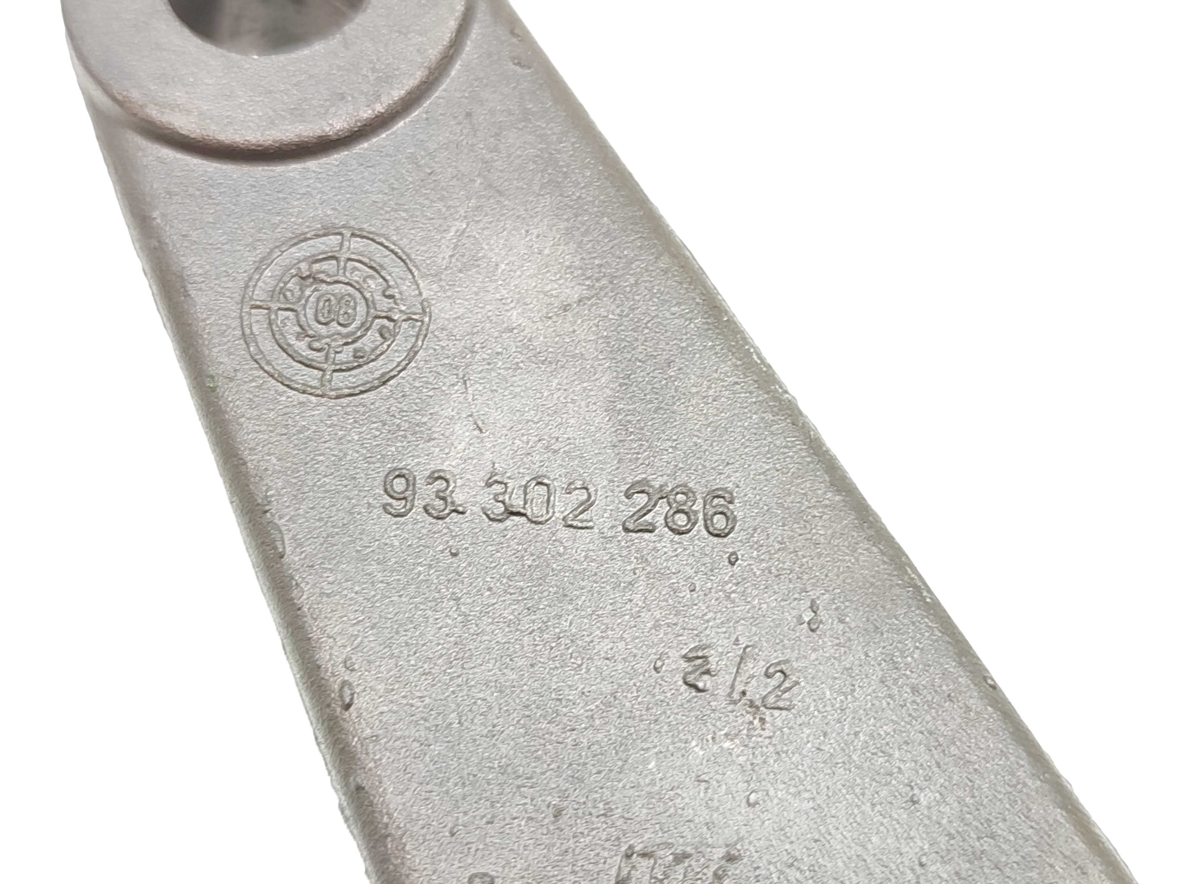 Coxim Traseiro Câmbio Gm Corsa Montana 1.4 2008 93302286 3