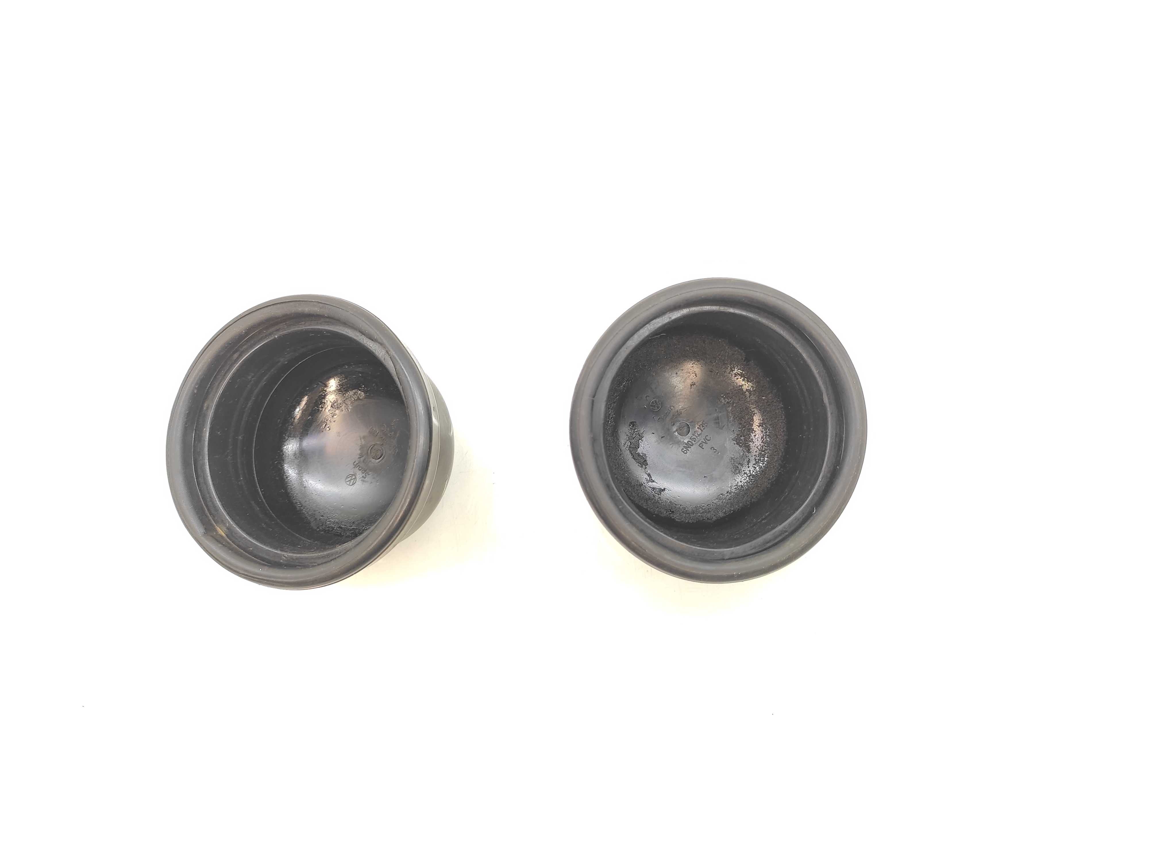 Par Coifa Tampa Amortecedor Traseiro Vw  Polo Classic 1999 2