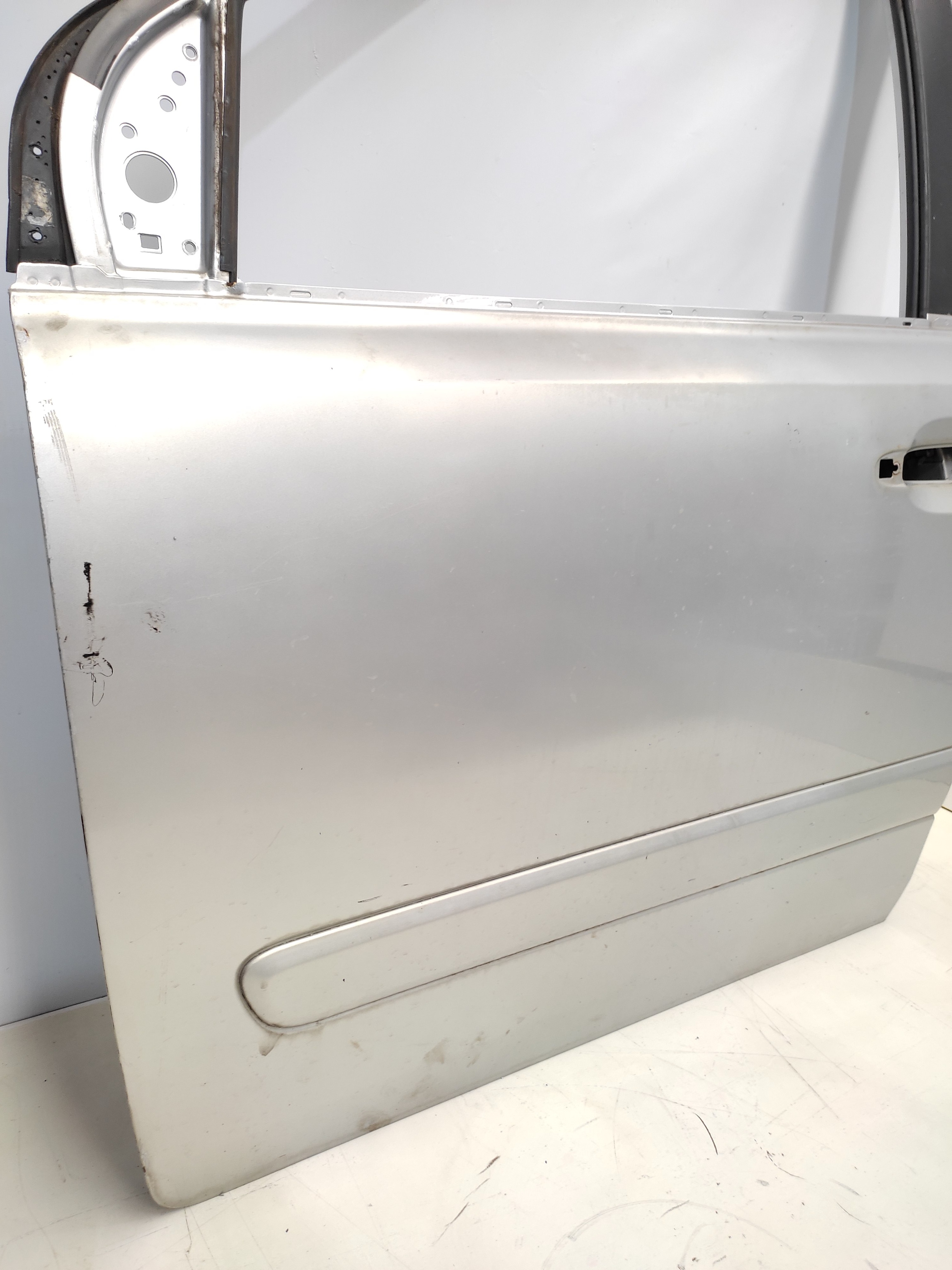 Porta Dianteira Esquerda Kia Carnival 2007 2008 2009 2010 2