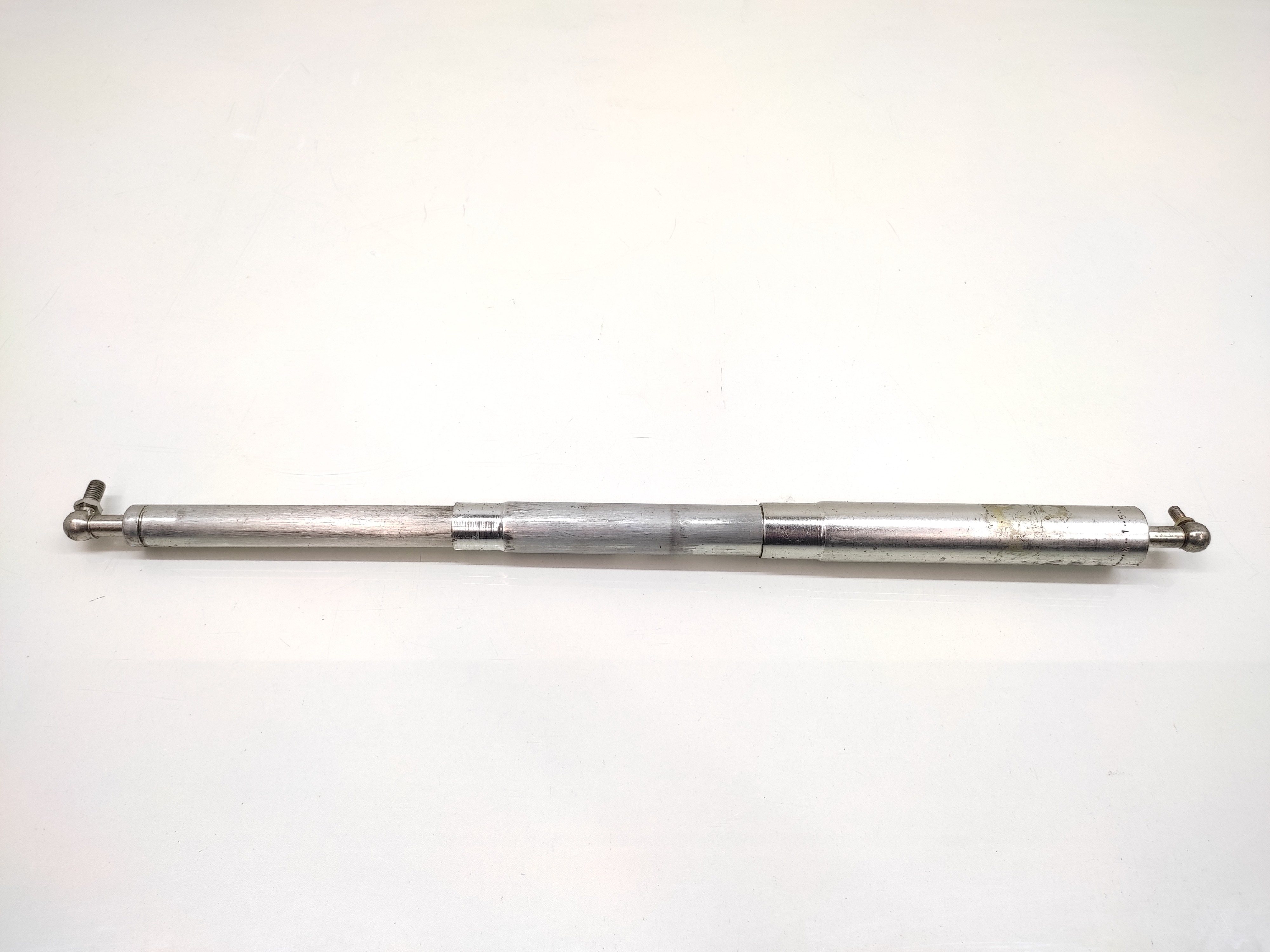 Amortecedor Do Vidro Porta Blindada Gm Omega Cd 2008 1