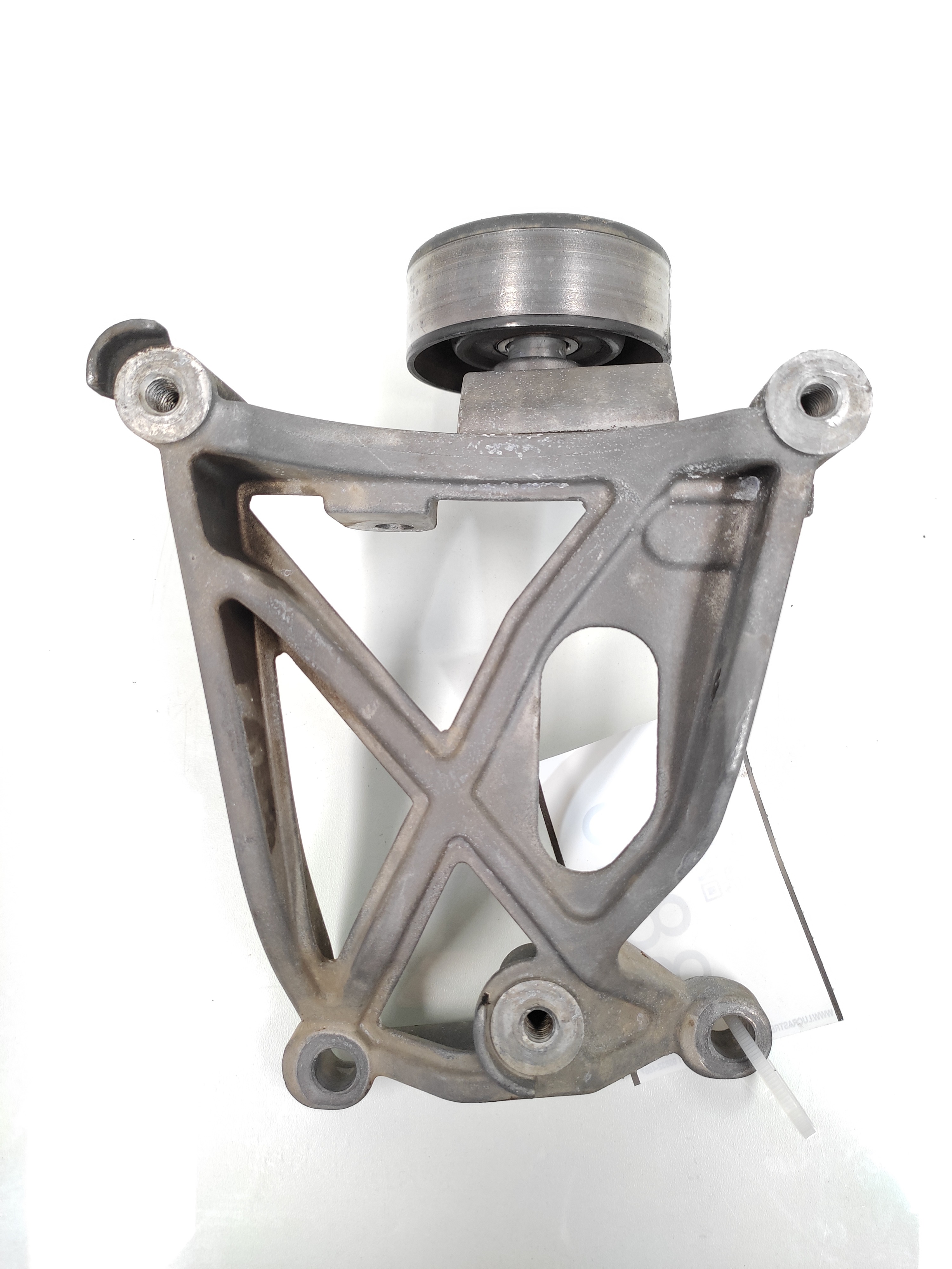 Suporte Compressor Ar Gm Omega 3.6 V6 2007 2008 92068264 3