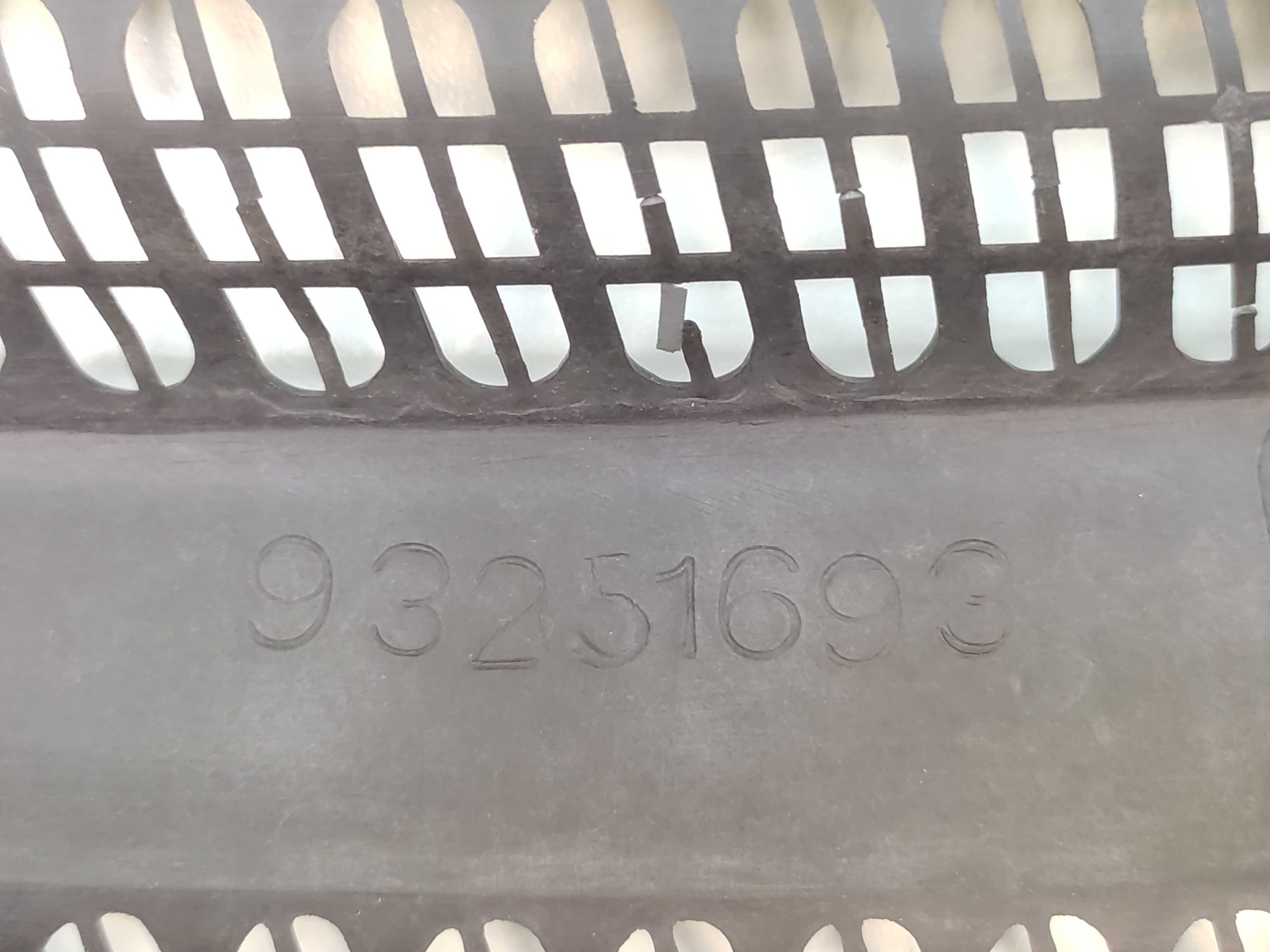 Grade Churrasqueira Lado Esquerdo Gm Corsa 1997 1998 1999 3