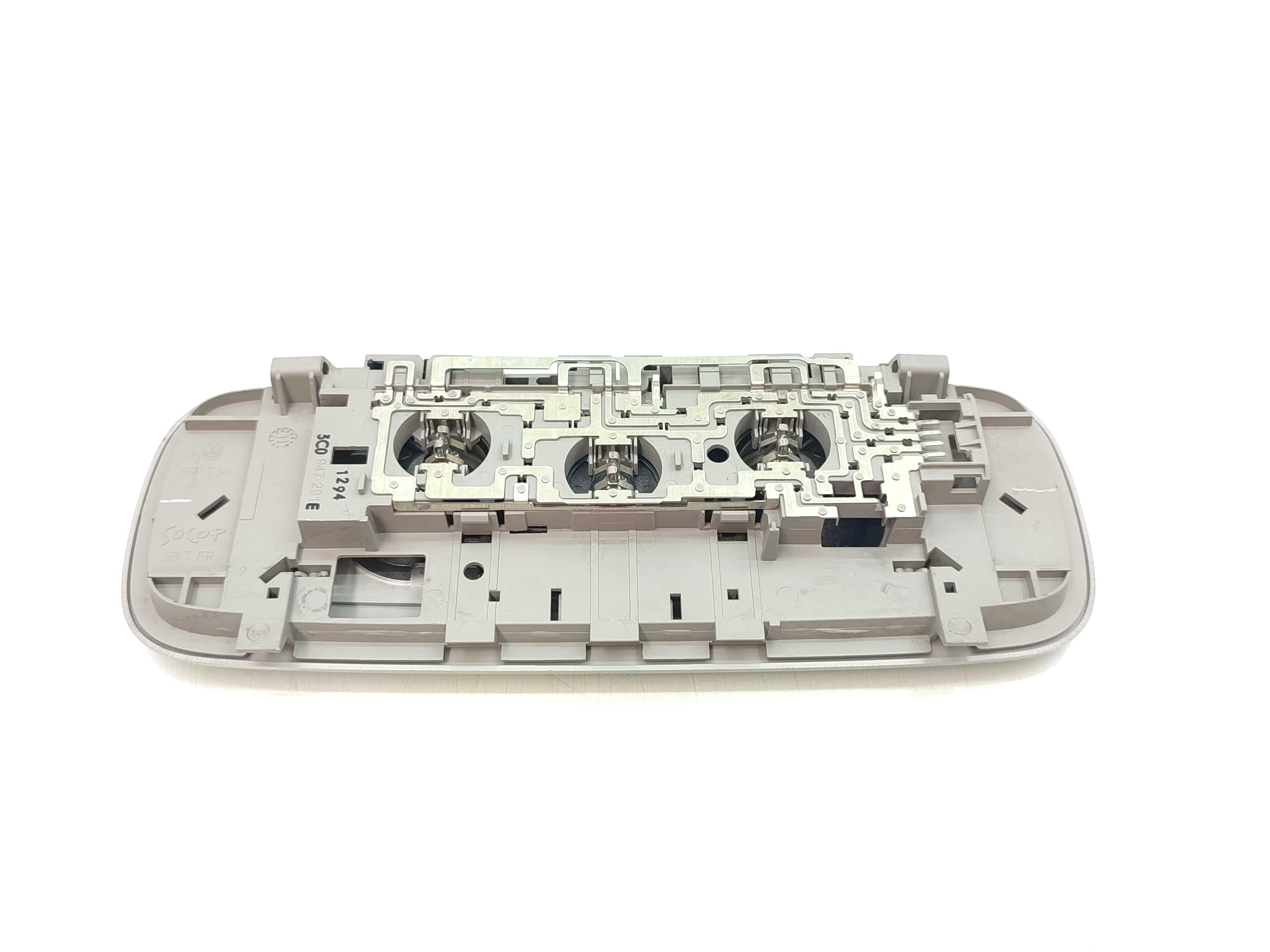 Luz Interna Traseira Teto Vw Jetta 2010 2011 2012 2