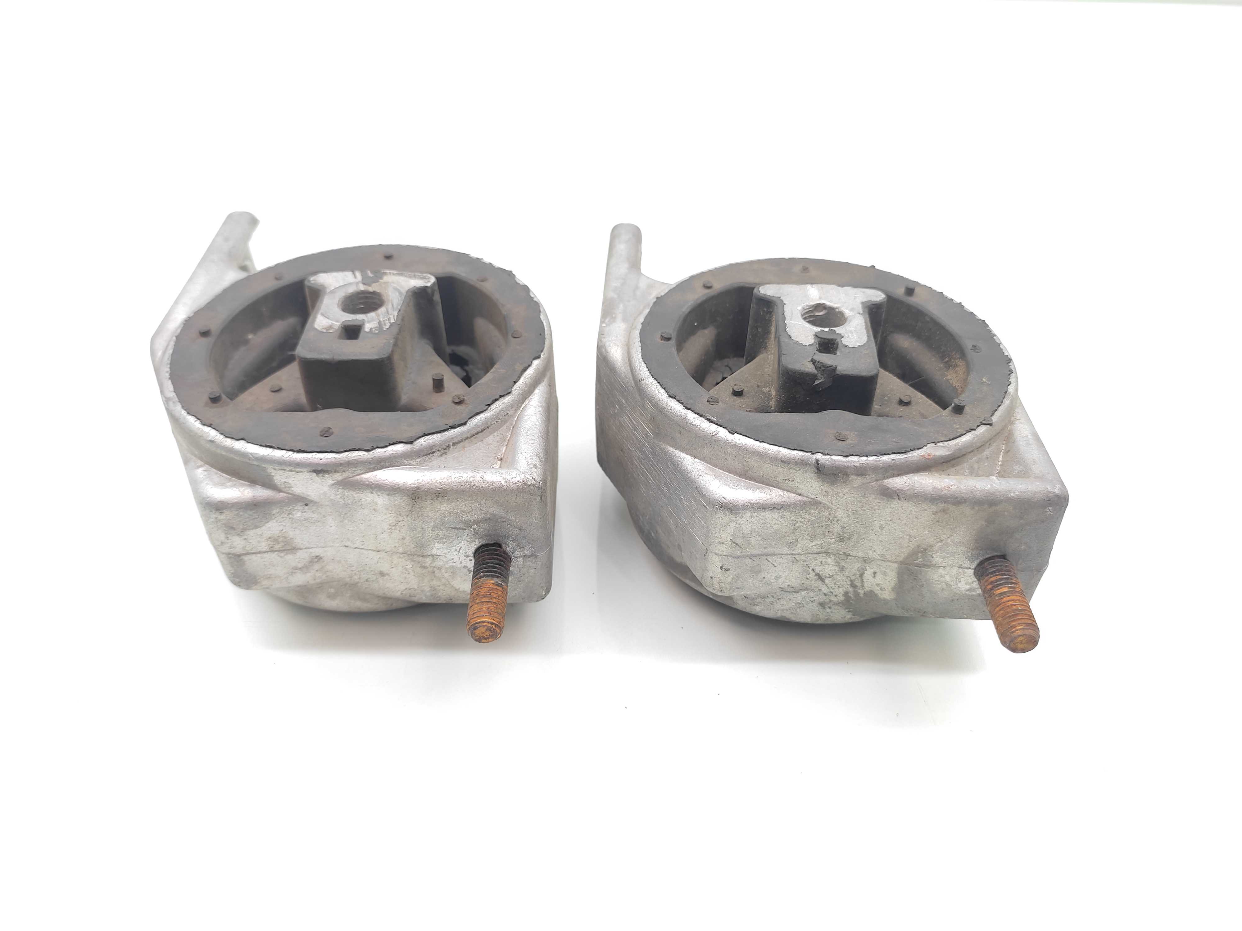 Par Coxim Traseiro Motor Mercedes Classe A 160 2005 2